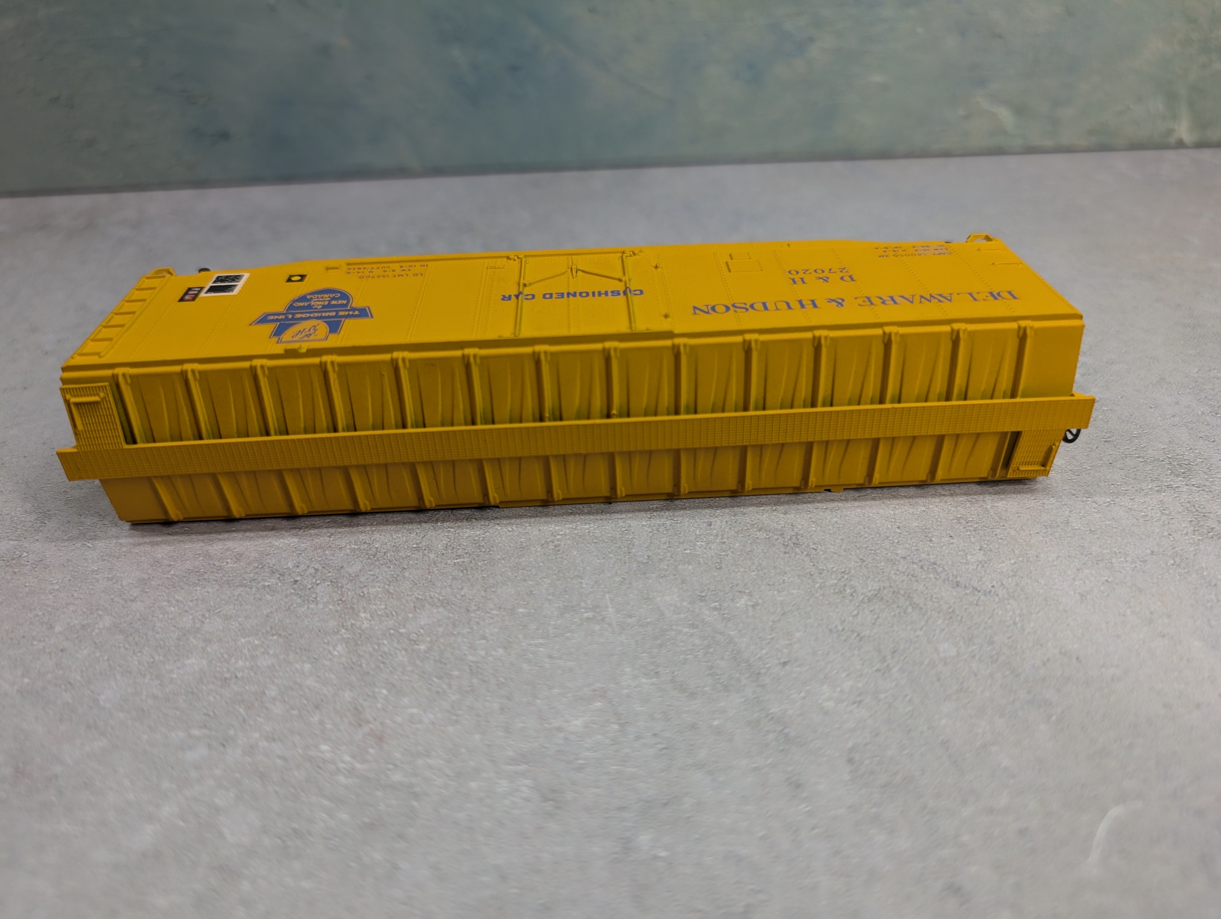 USED Athearn HO Scale 50' PD Box Car Delaware and Hudson D&H #27020 Decals