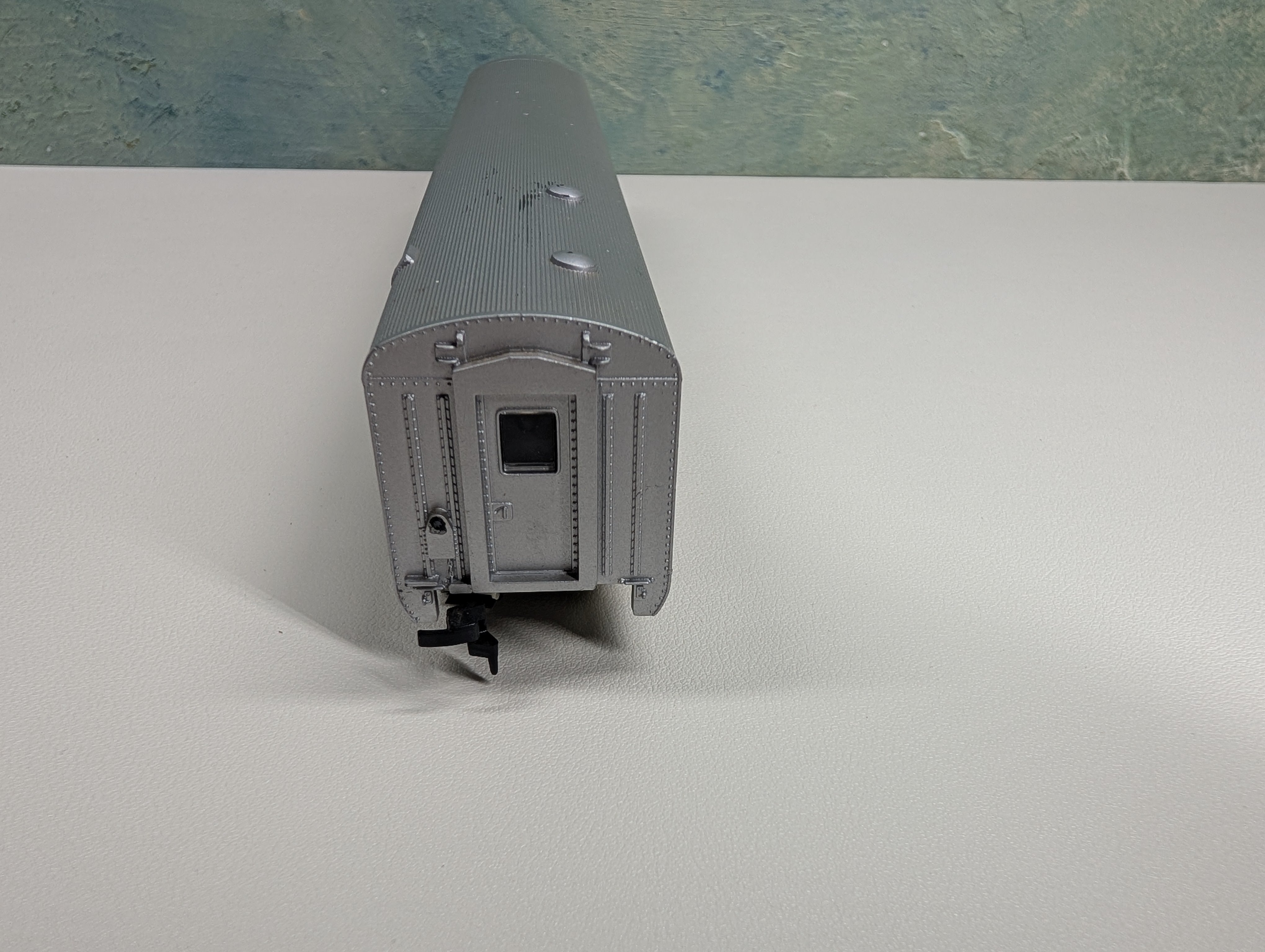 USED Athearn HO Scale Streamline Observation Passenger Car Santa Fe #3246