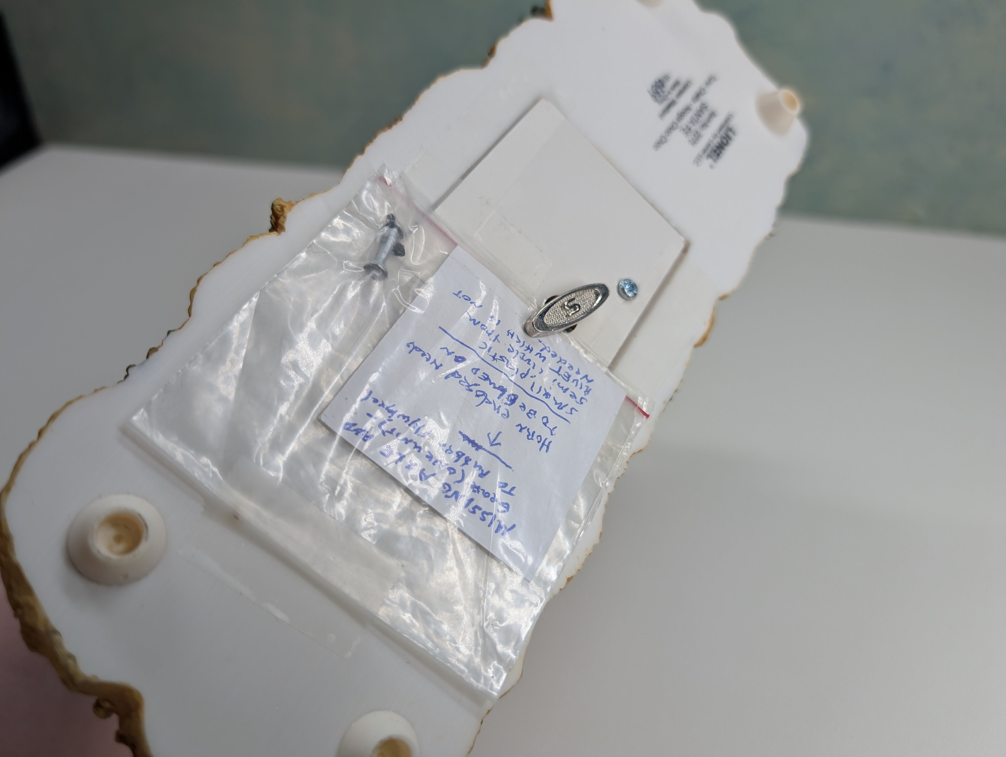 USED Lionel 227 Westland Giftware Santa Fe Diesel Locomotive Display