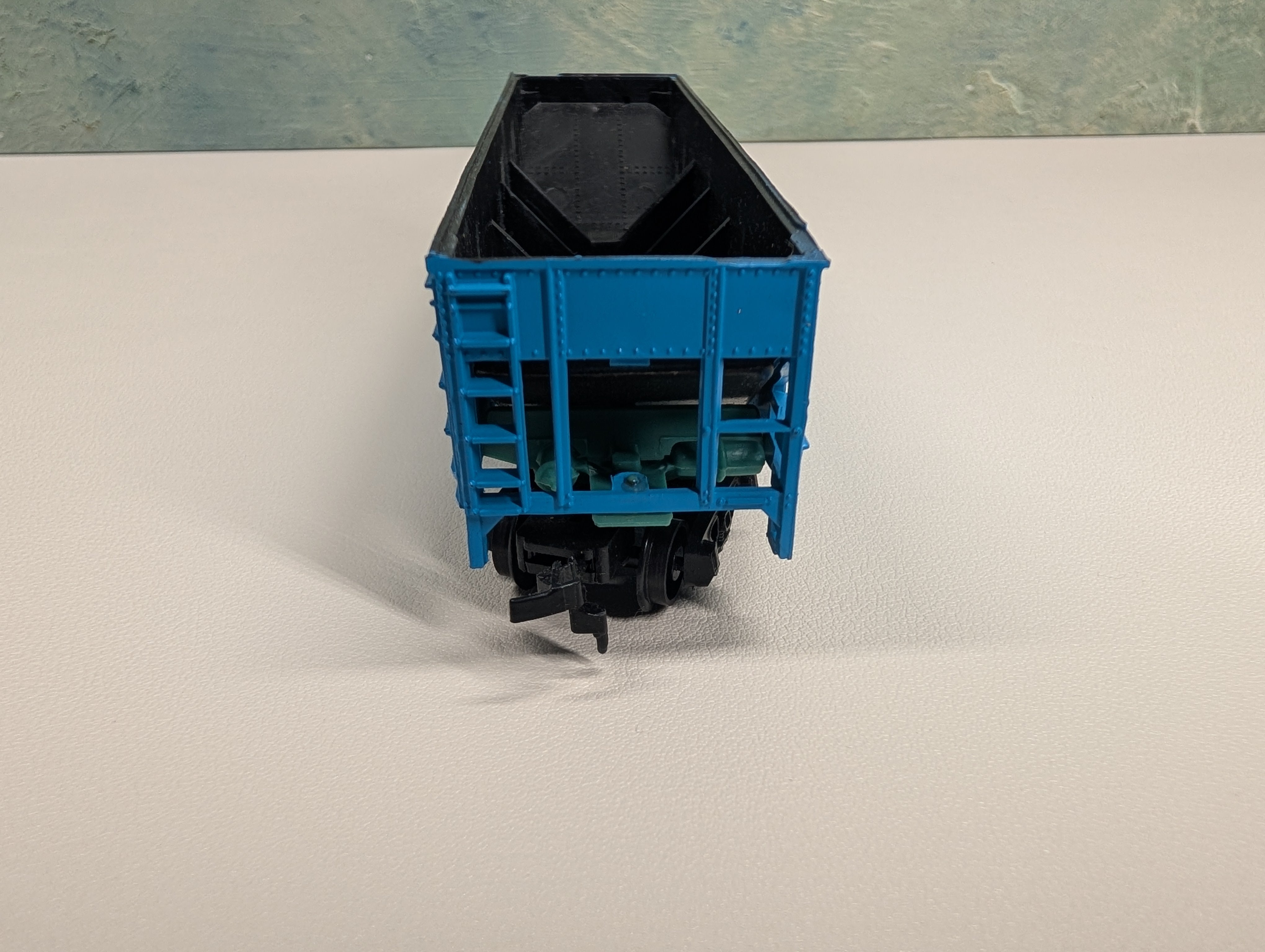 USED Bachmann HO Scale Quad Hopper Rock Island #133274