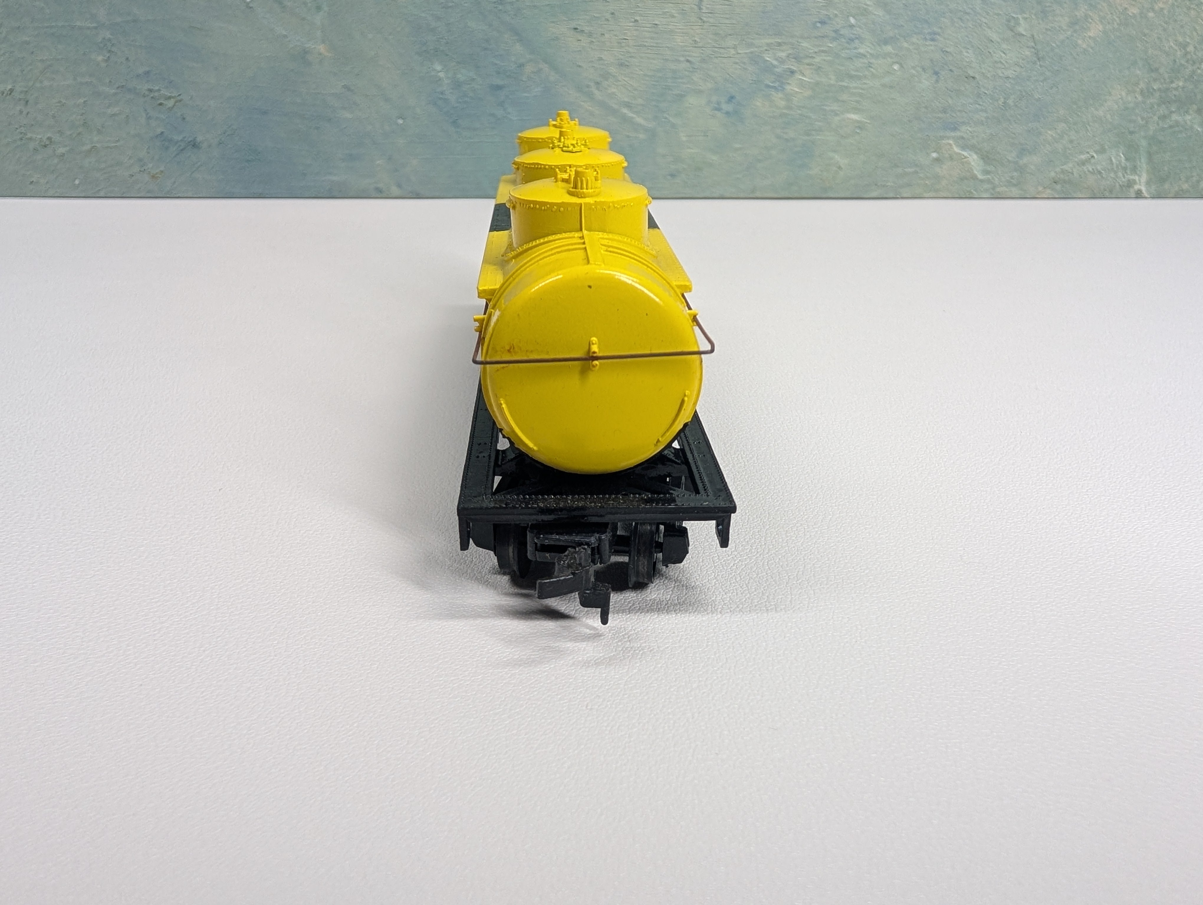 USED Bachmann HO Scale Triple Dome Tank Car Penn Salt GATX #67925