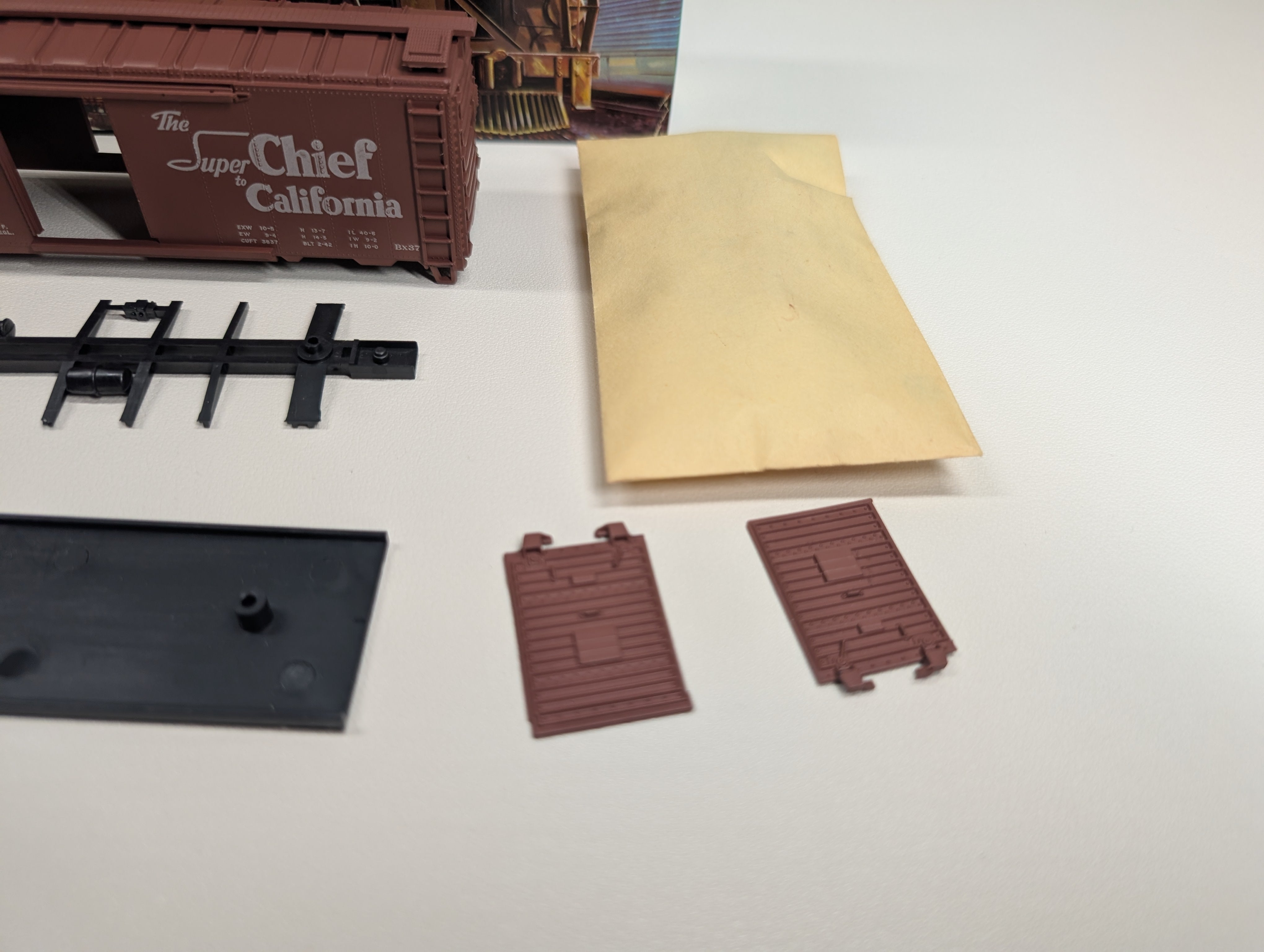 USED Athearn 5017 HO Scale 40' Box Car Santa Fe ATSF #145627 KIT
