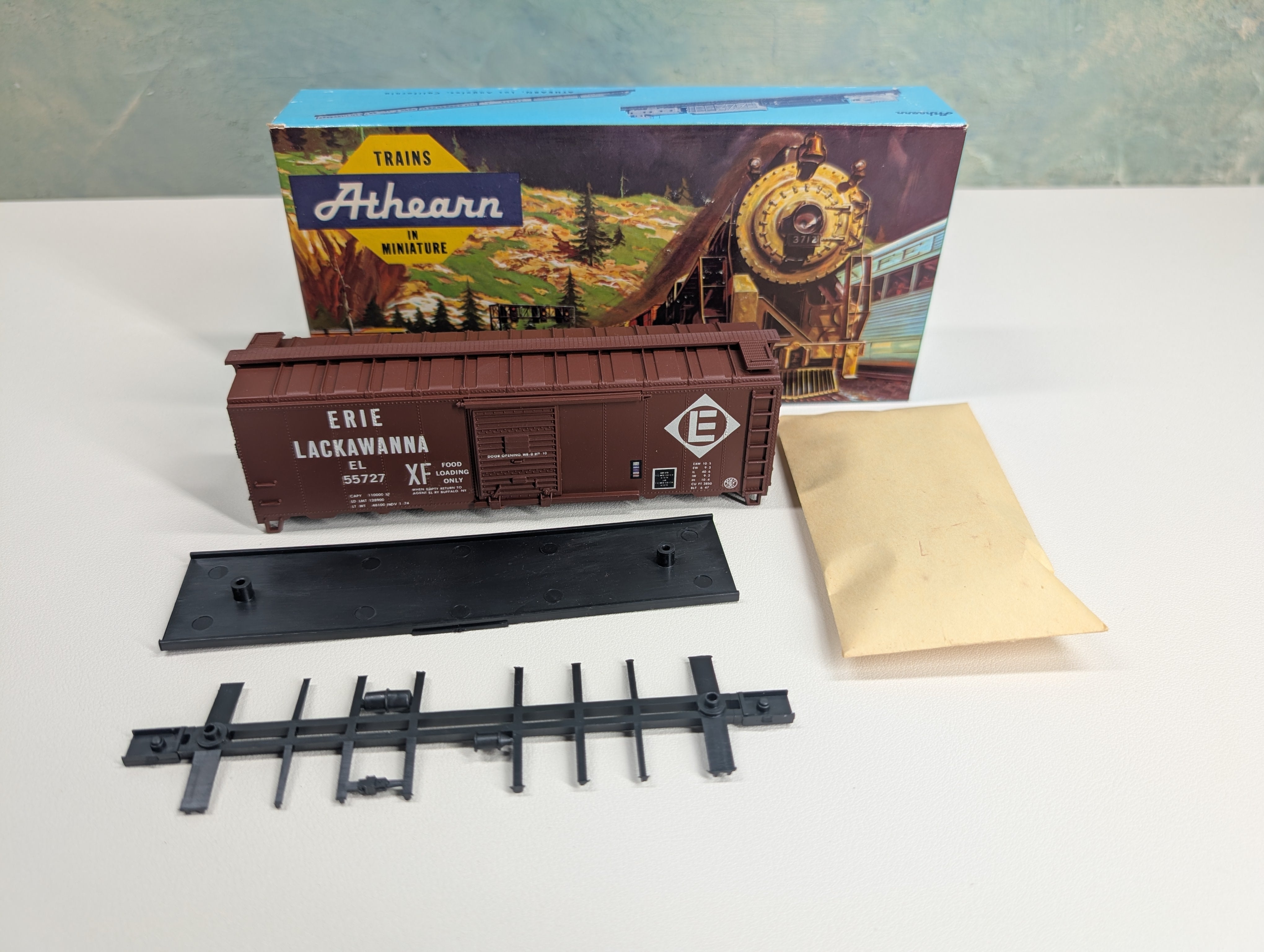 USED Athearn HO Scale 40' Box Car Erie Lackawanna EL #55727 Decals KIT