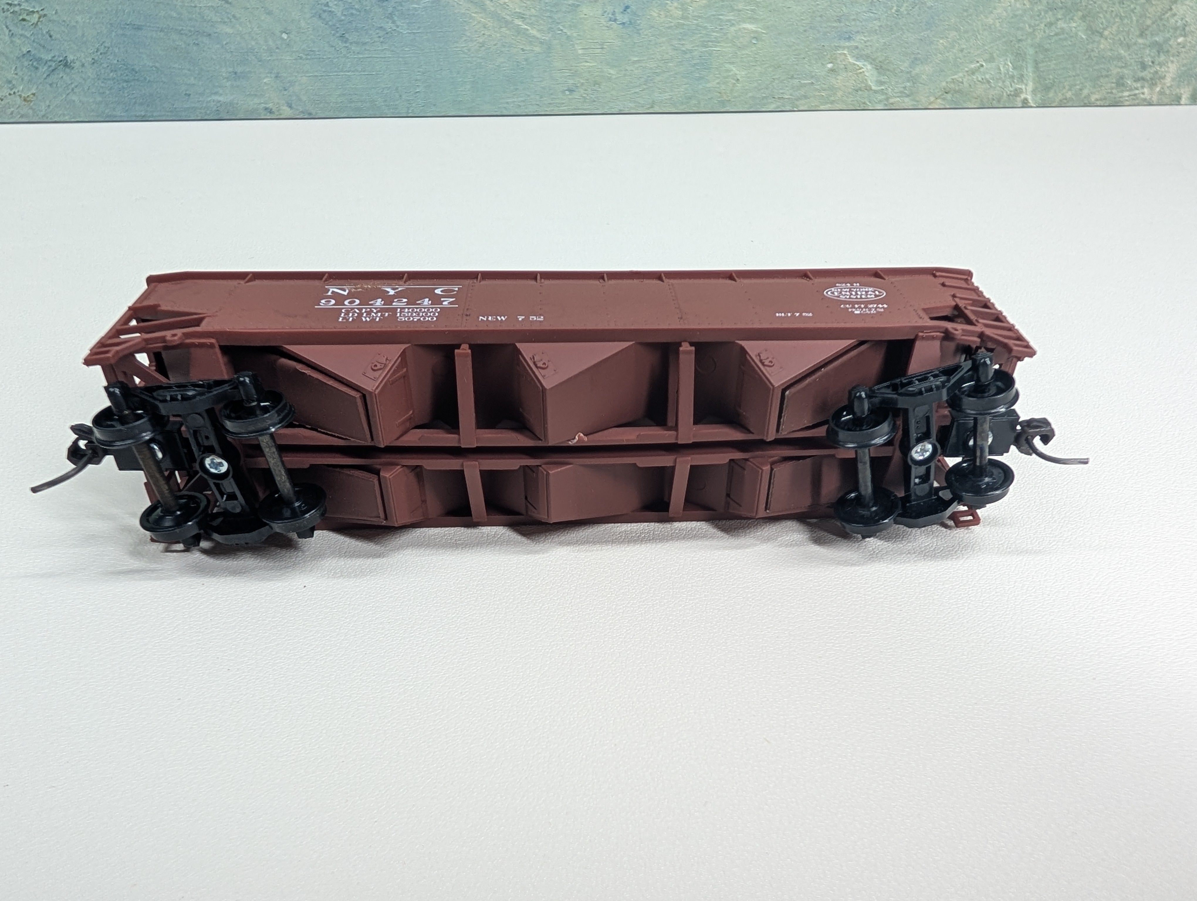 USED Bowser 11034 HO Scale 70 Ton Offset Hopper New York Central NYC #904247