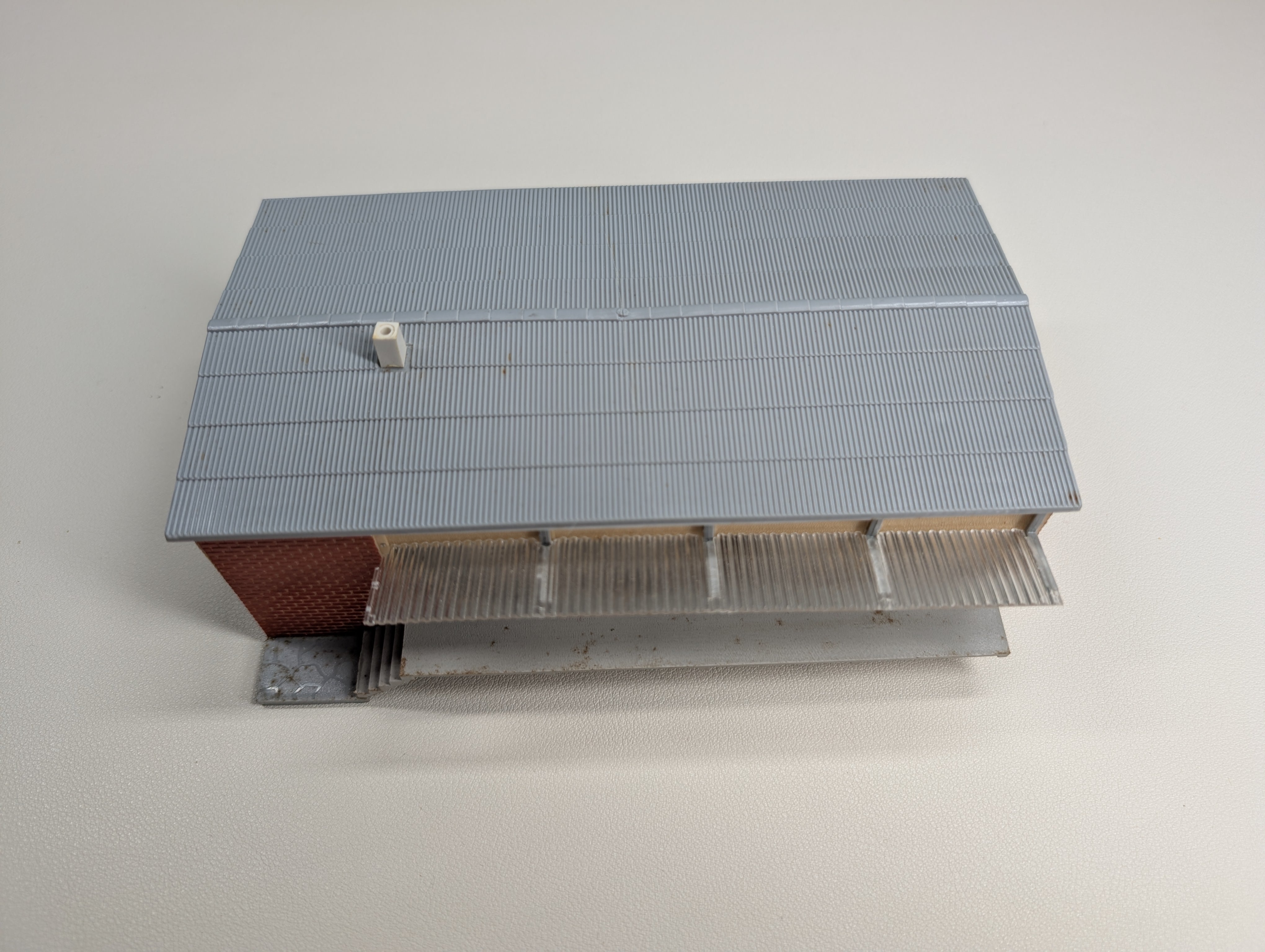 USED Vollmer 553 HO Scale Brick Warehouse