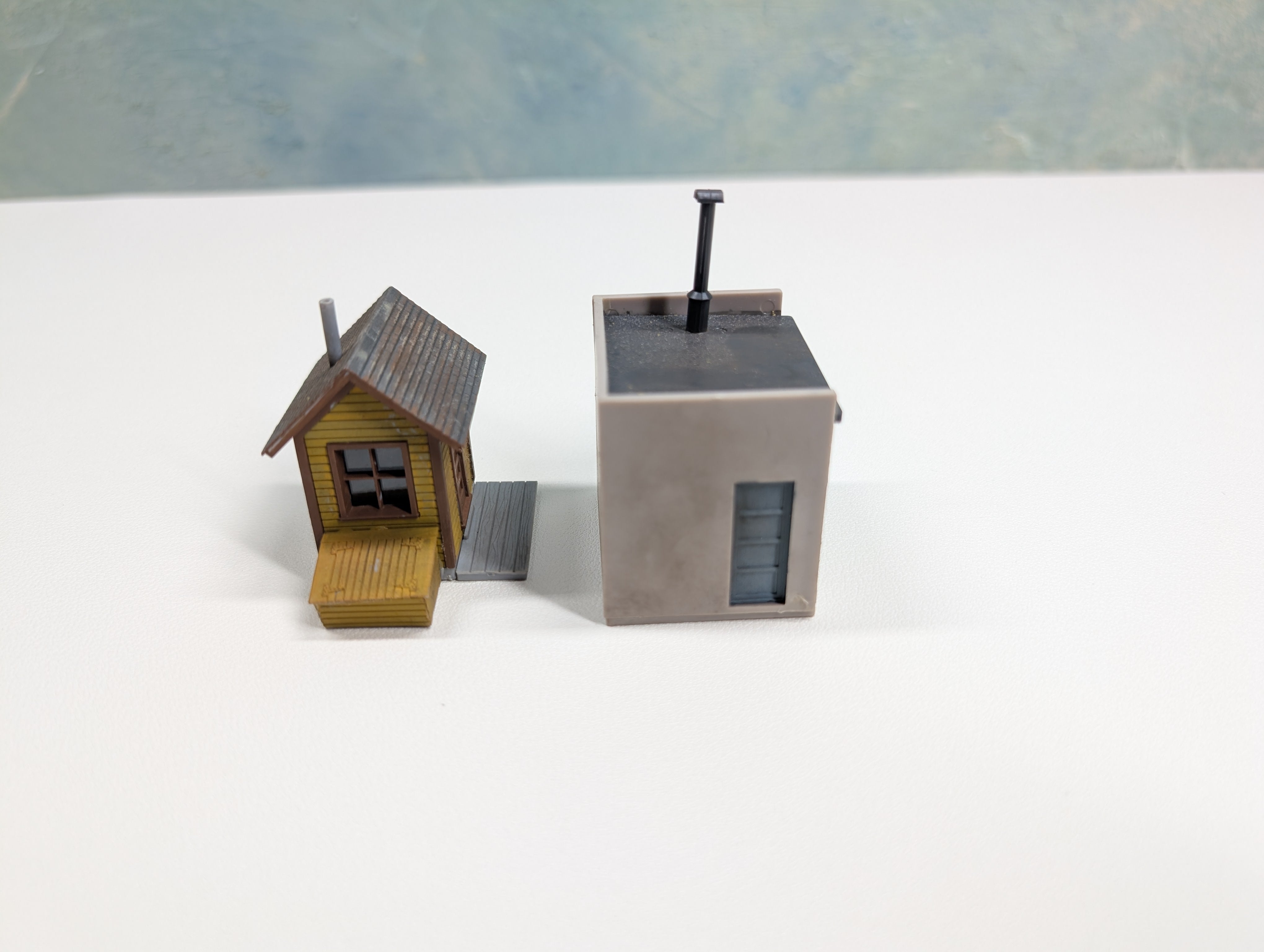 USED HO Scale Two Small Buildings, Shed, Shanty