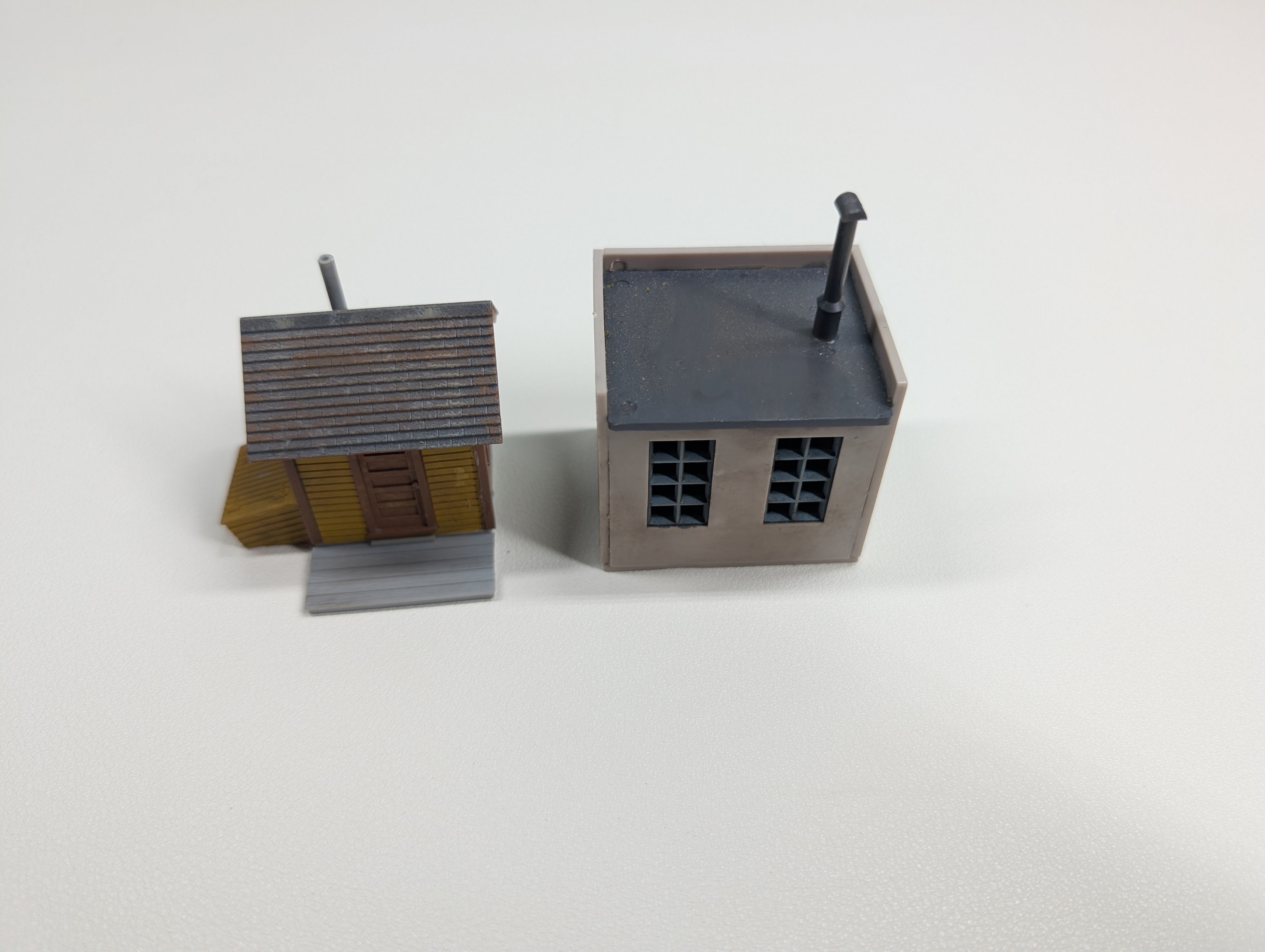 USED HO Scale Two Small Buildings, Shed, Shanty