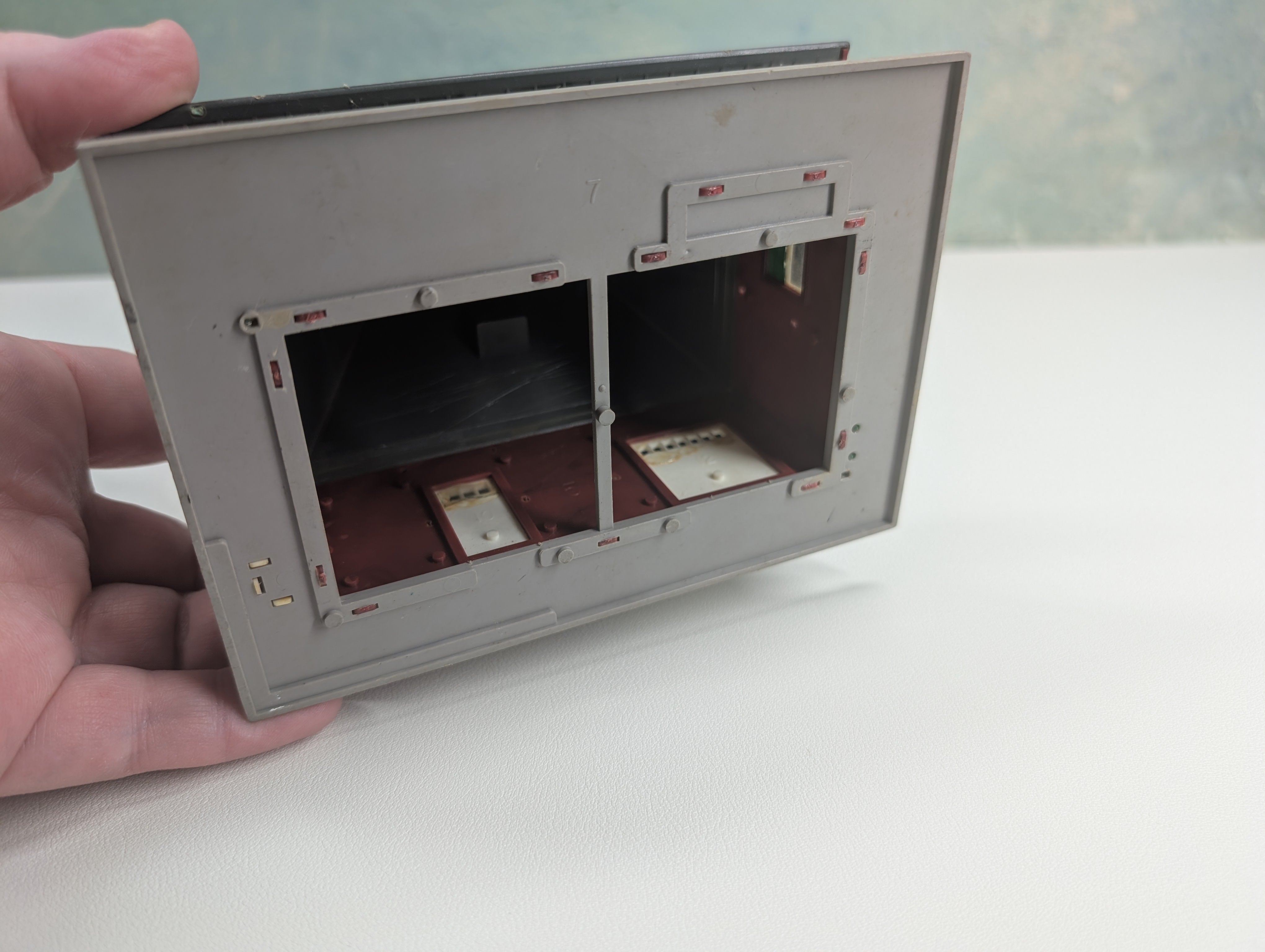 USED HO Scale Passenger Station