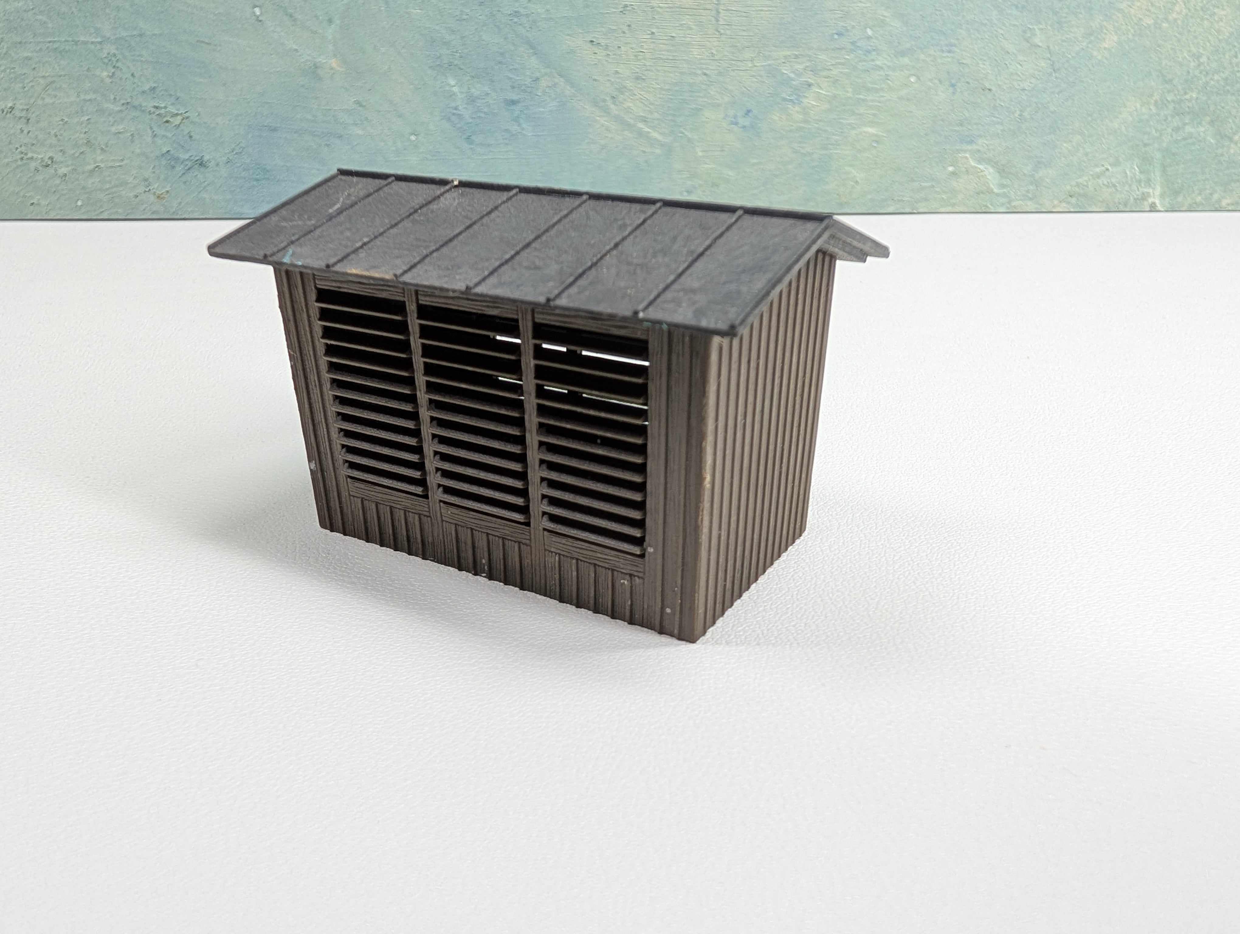 USED HO Scale Vented Shanty