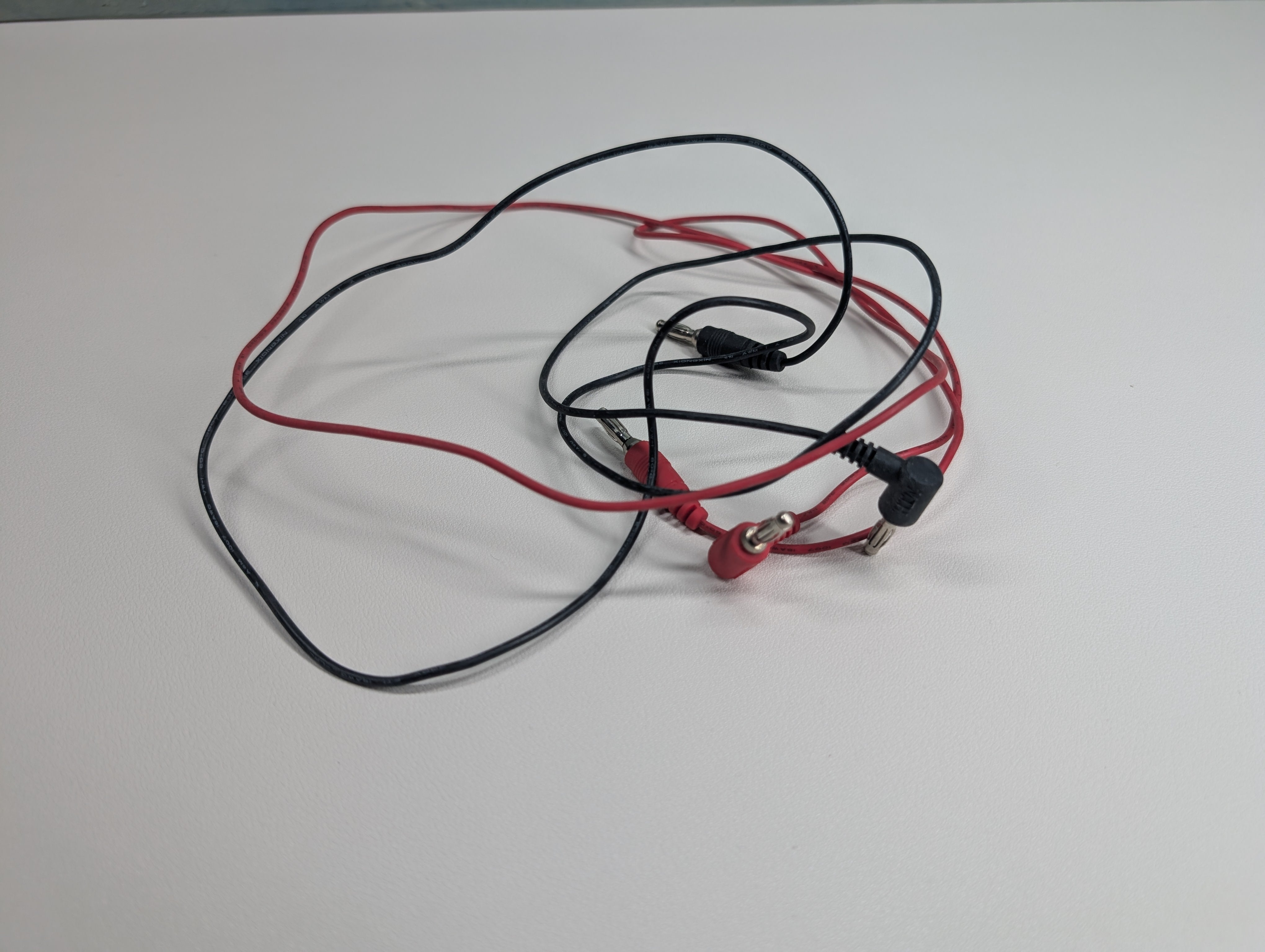 USED MTH O Black and Red Track Connector Wires (Approx 40")