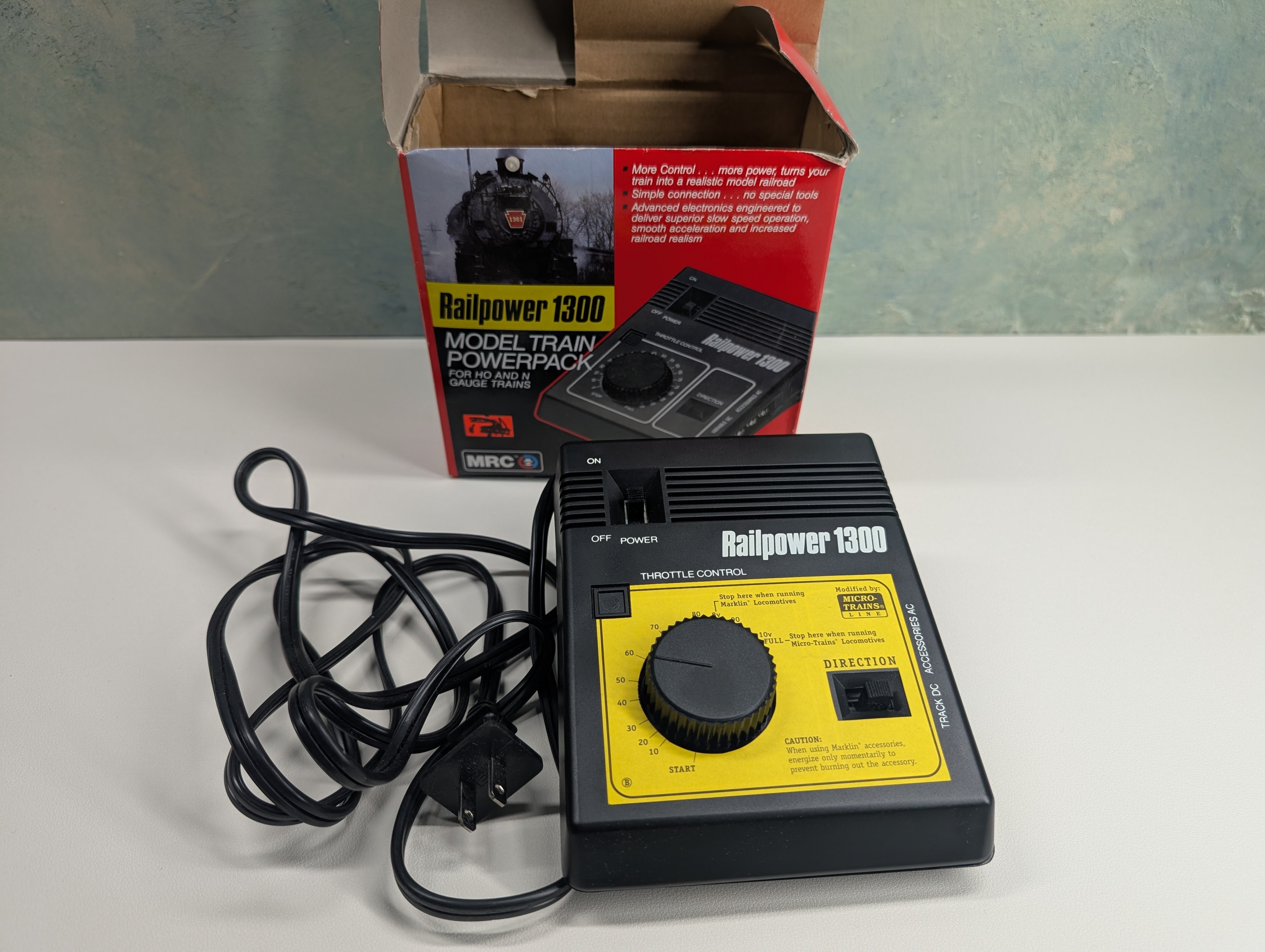 USED MRC MULTI Scale Railpower 1300 Model Train Power Pack (HO & N) Tested