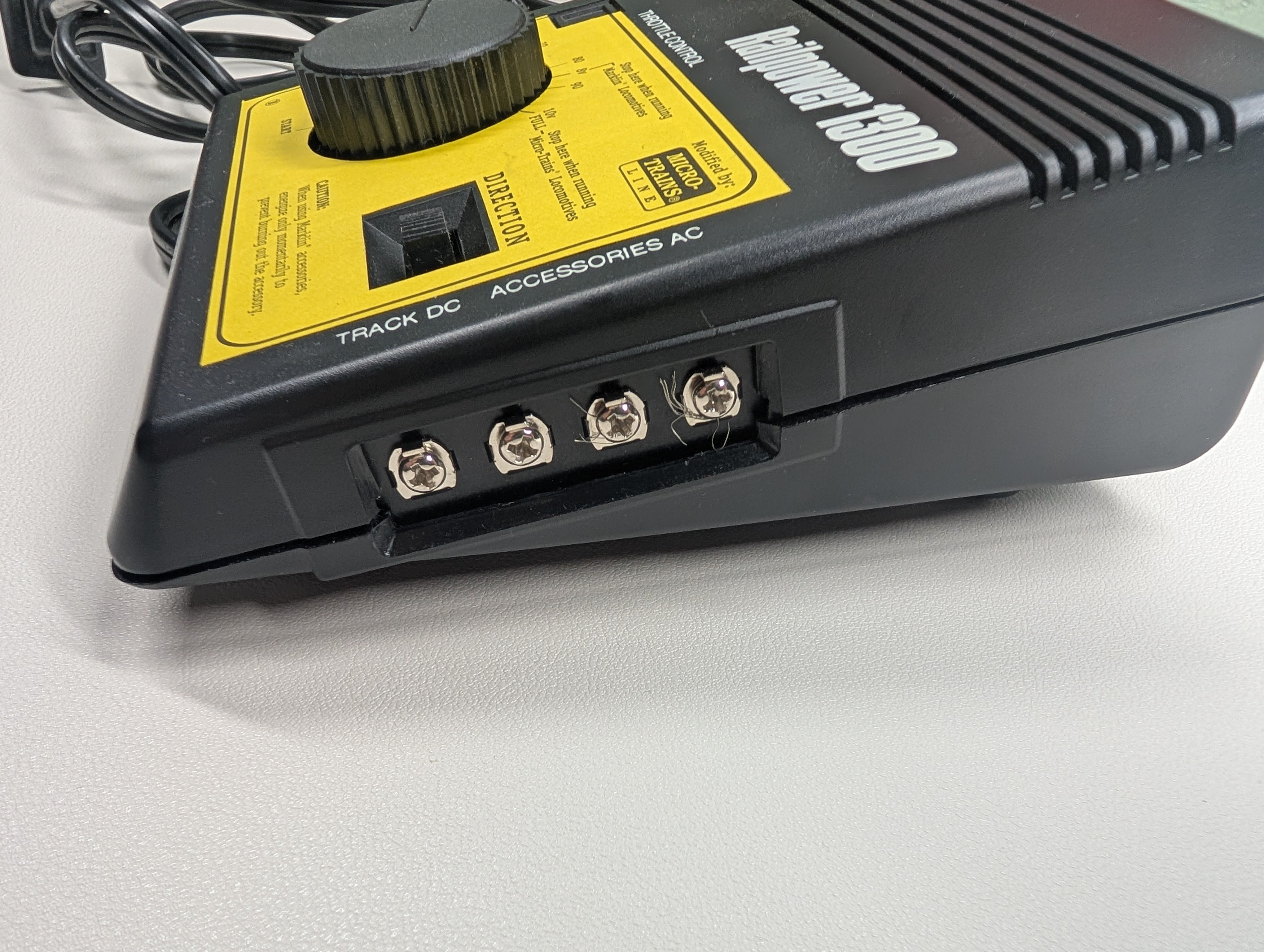 USED MRC MULTI Scale Railpower 1300 Model Train Power Pack (HO & N) Tested