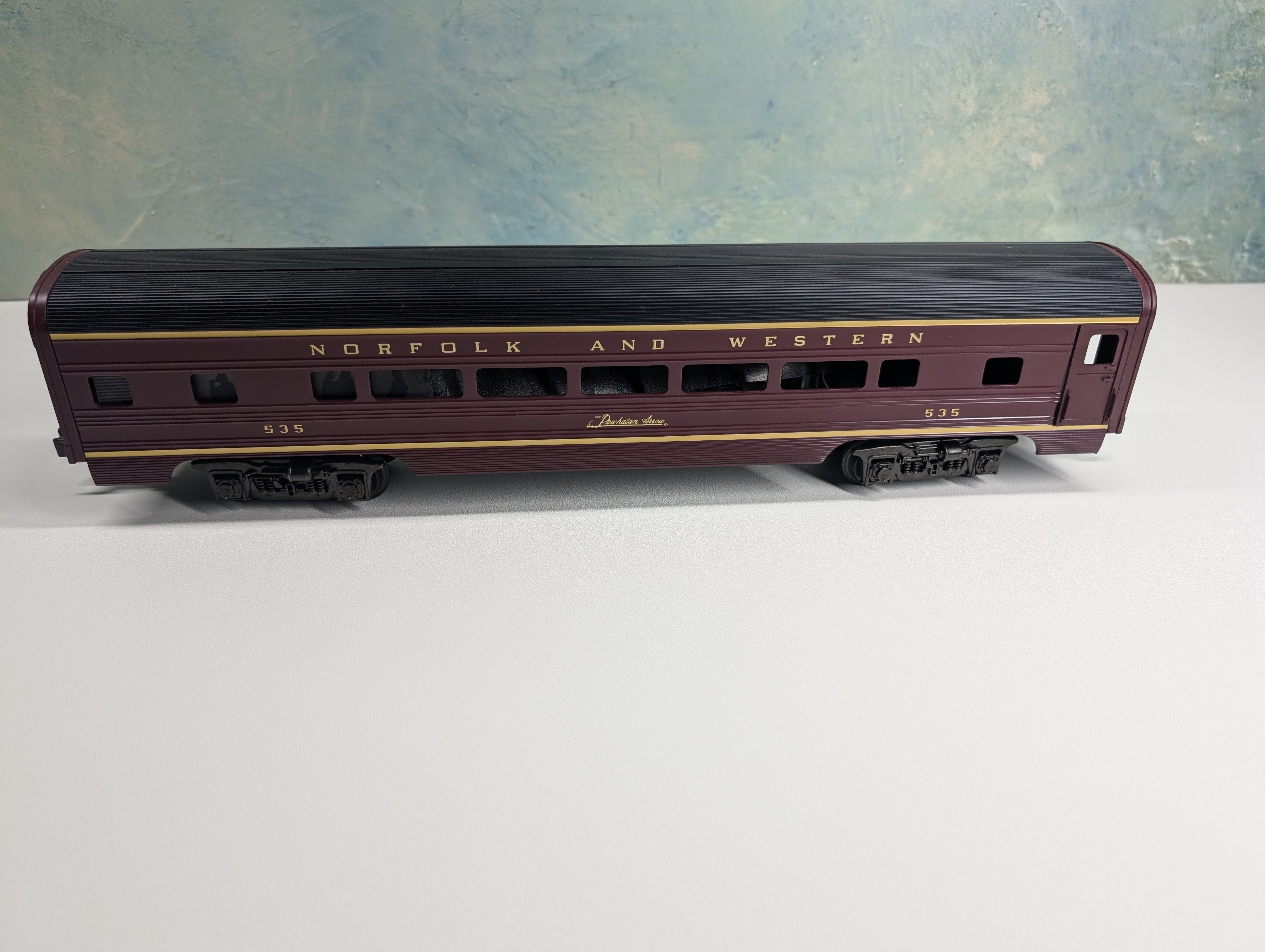 USED MTH Premier 20-6014 O Passenger Car, 3 Rail Norfolk & Western #535 Powhatan Arrow