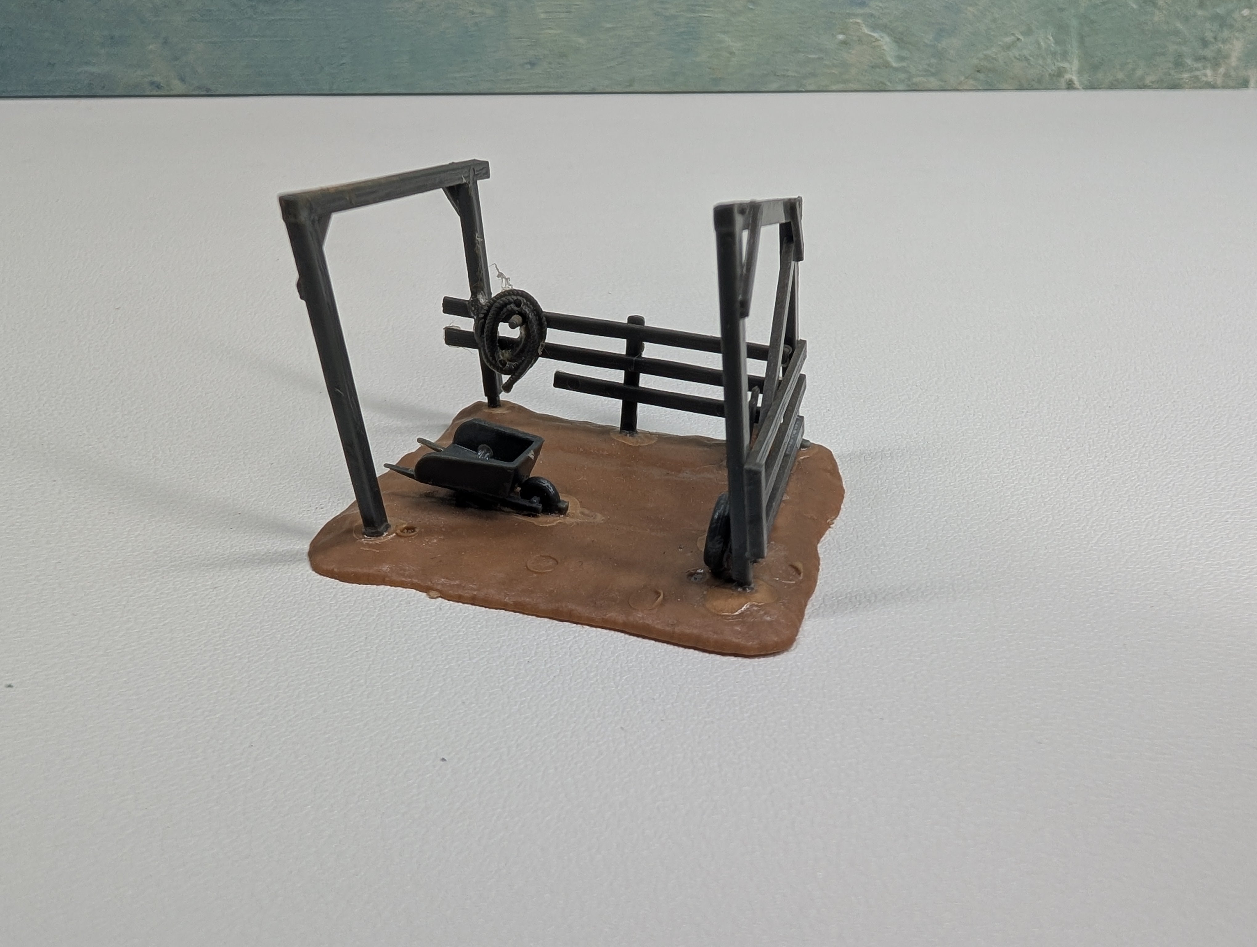 USED HO Scale Barn Stable