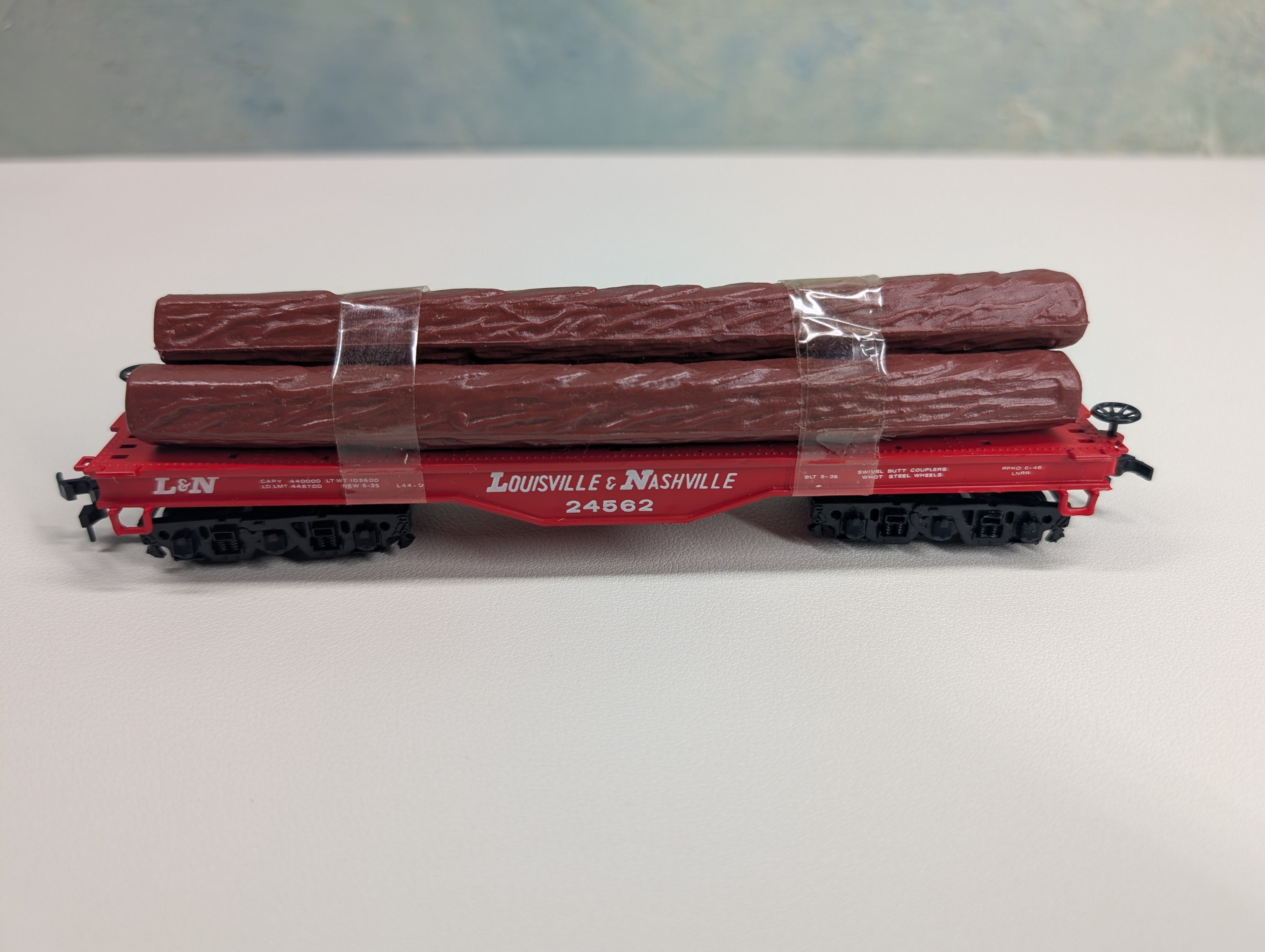 USED Bachmann HO Scale 50' Flat Car Louisville & Nashville L&N #24562