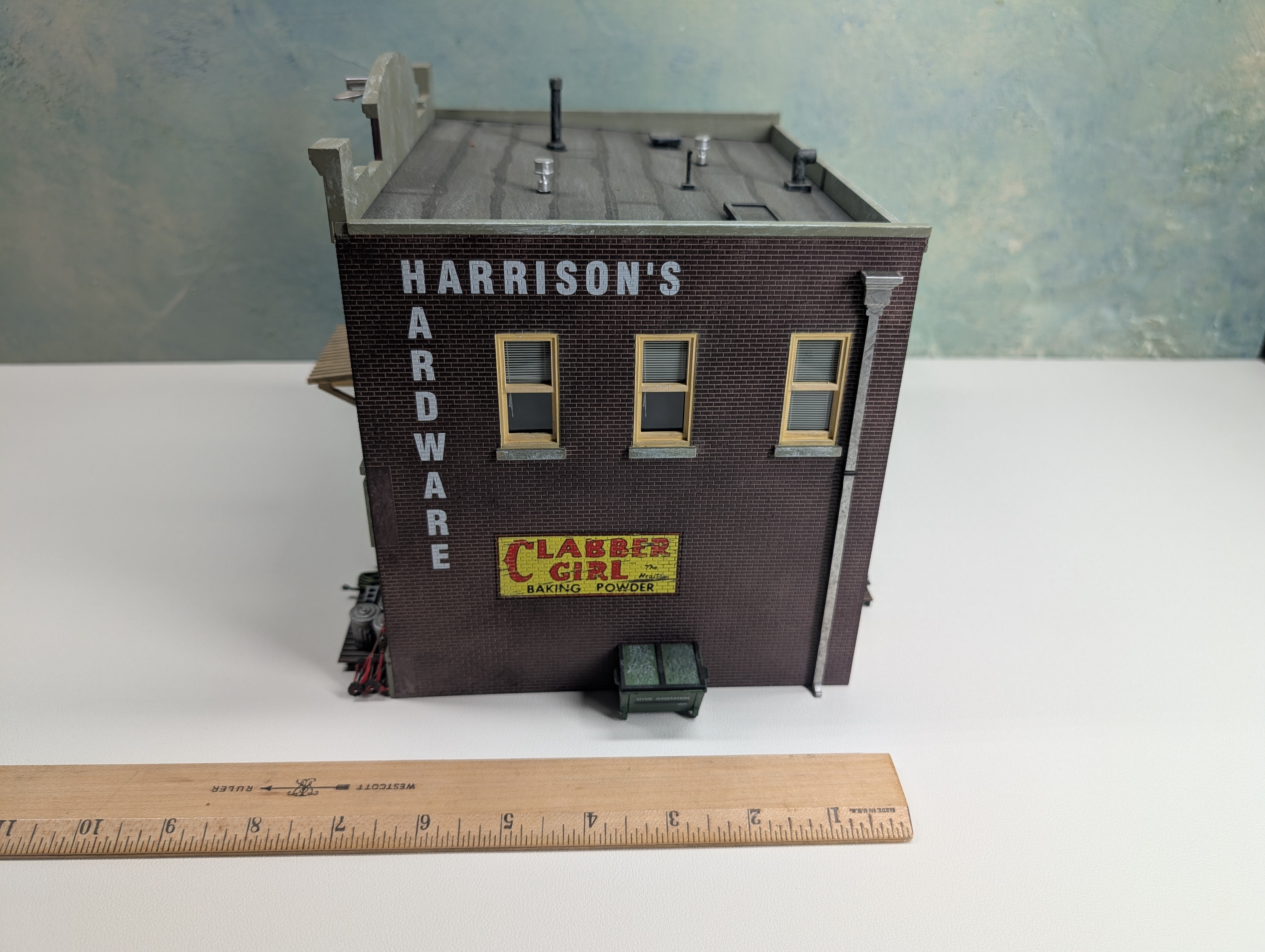 USED Woodland Scenics O Harrison's Hardware