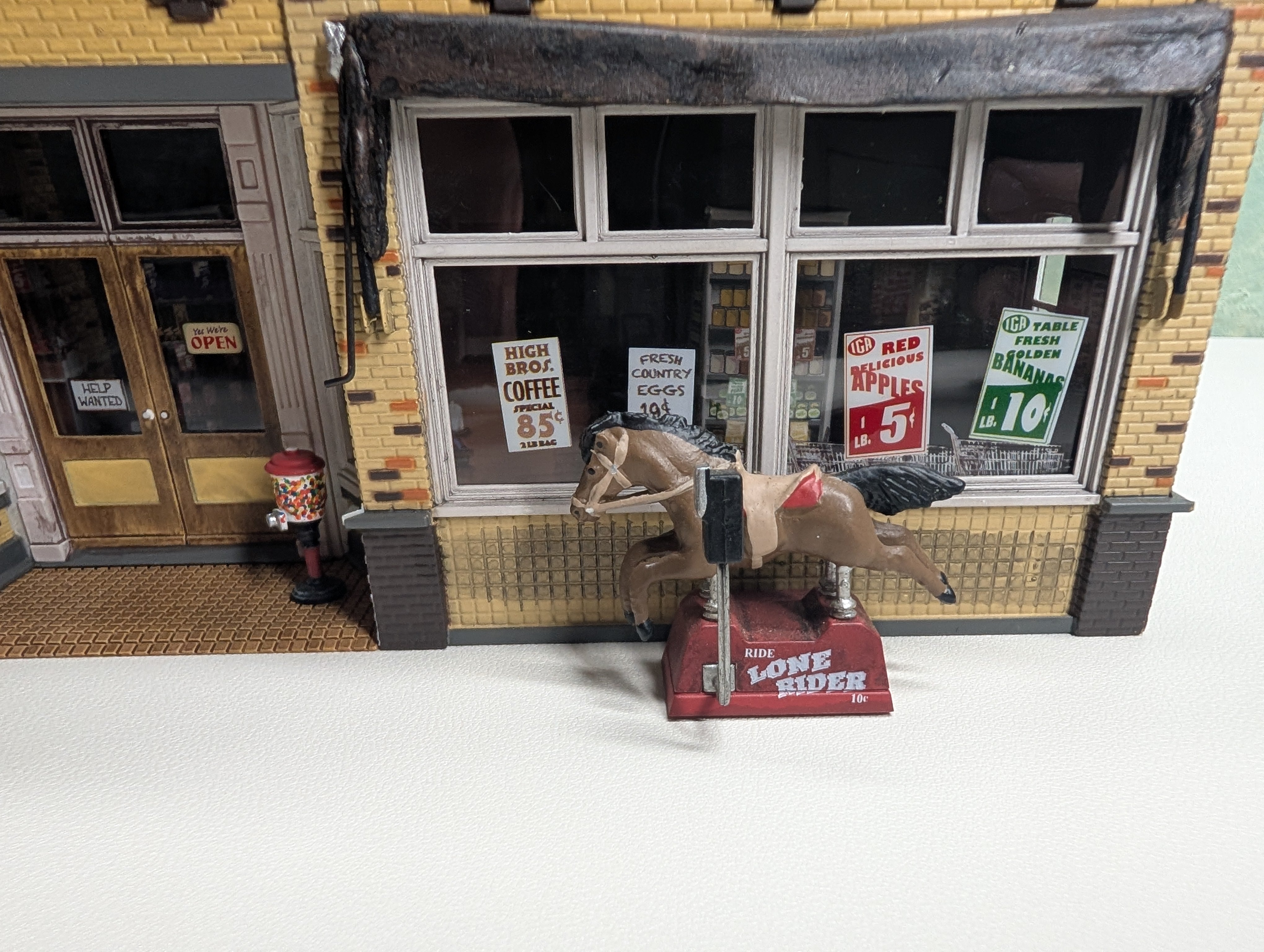 USED Woodland Scenics O IGA J. Frank's Grocery Light Works