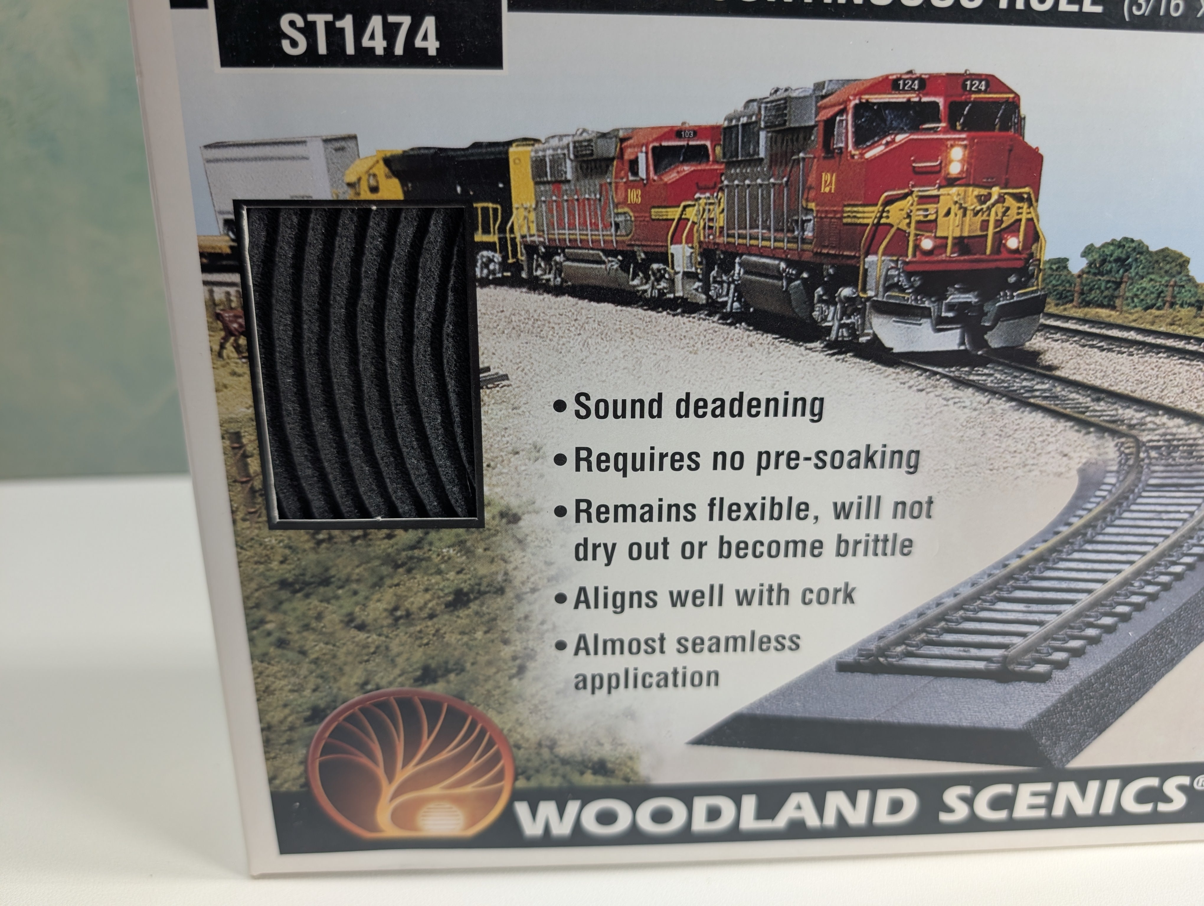 USED Woodland Scenics ST1474 HO Scale Continuous Roll of Track Bed Roadbed, Approx 24'