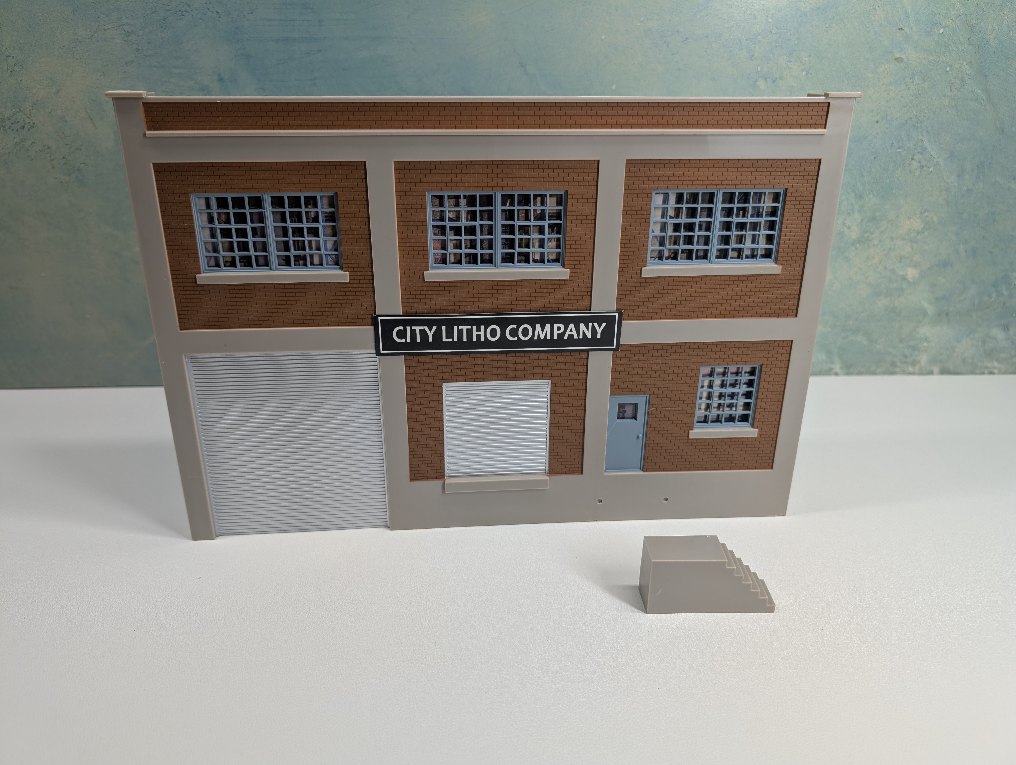 USED Walthers O Flat Building, Wall Building, City Litho Company