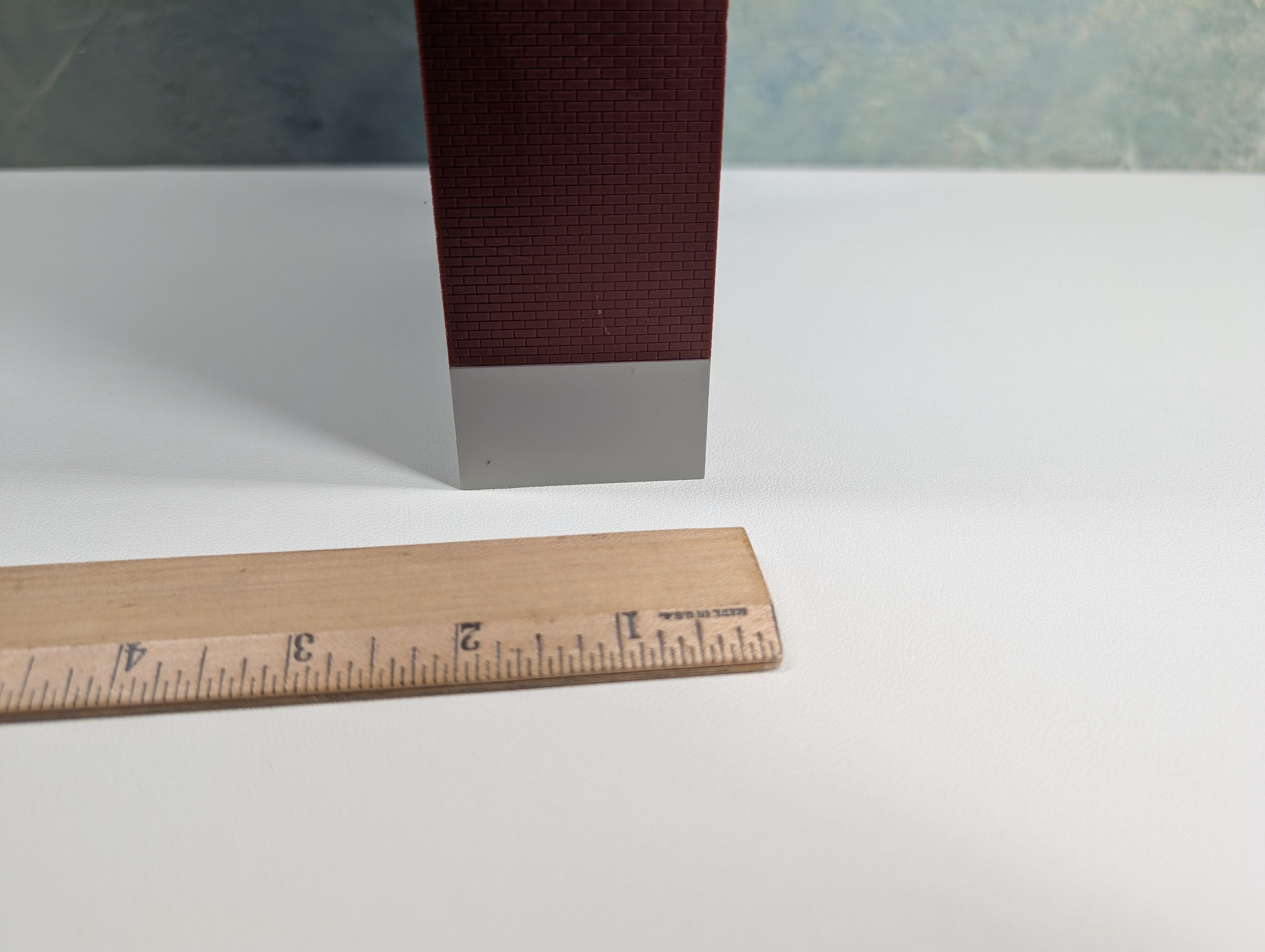 USED Walthers O Flat Building, Wall Building, Black Rock Beverage