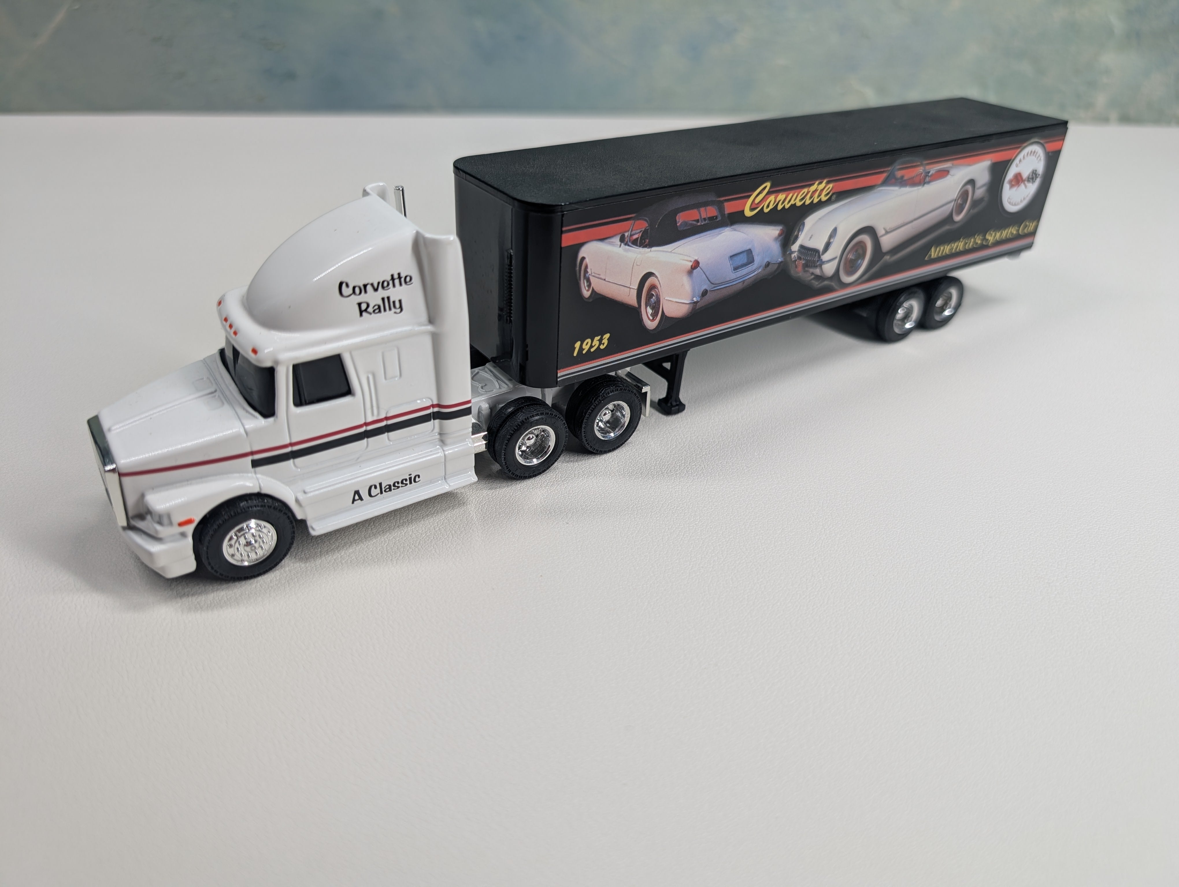 USED ERTL Semi Truck & Trailer, 1953 Corvette