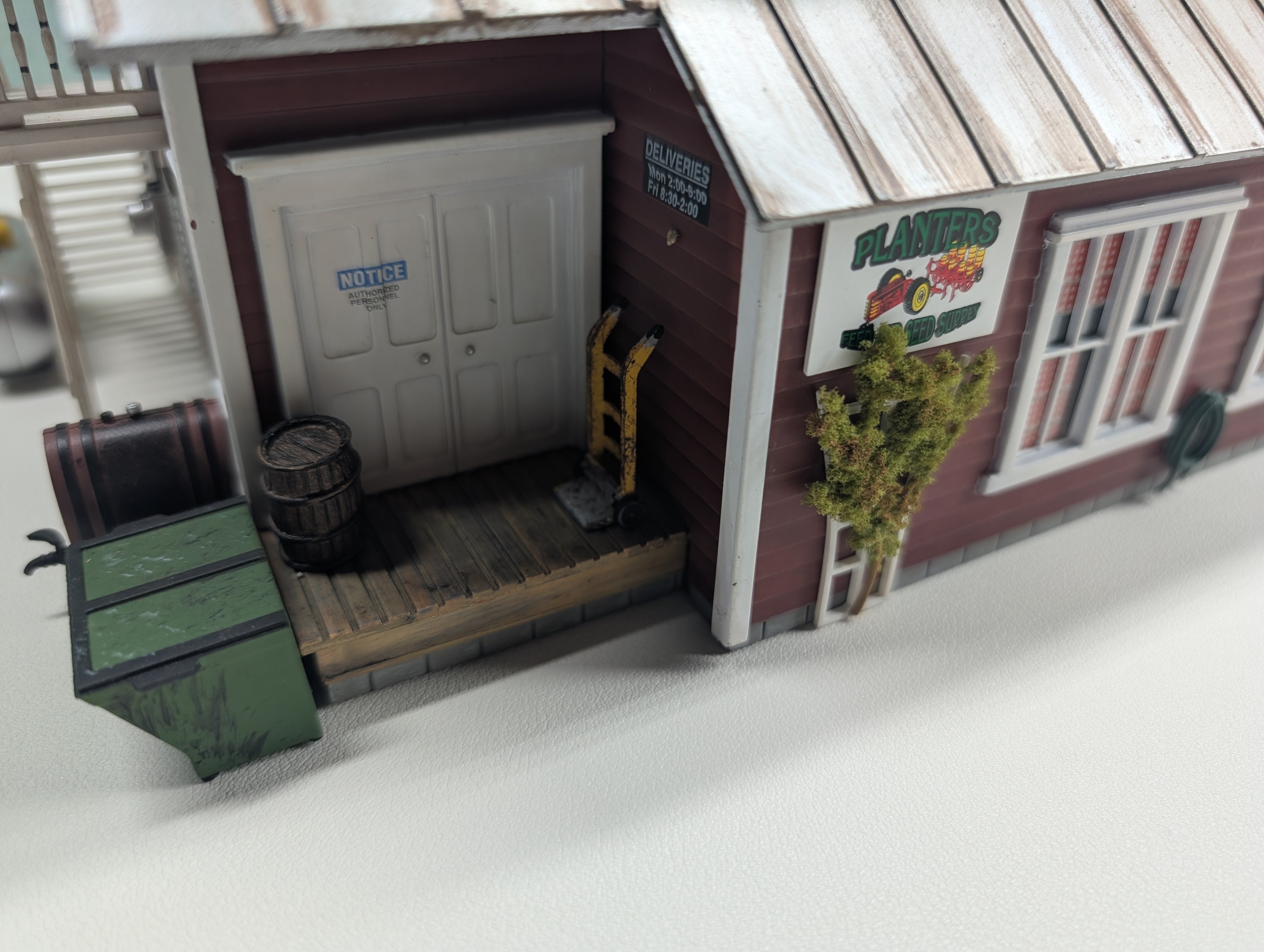 USED Woodland Scenics BR5845 O Country Store Expansion