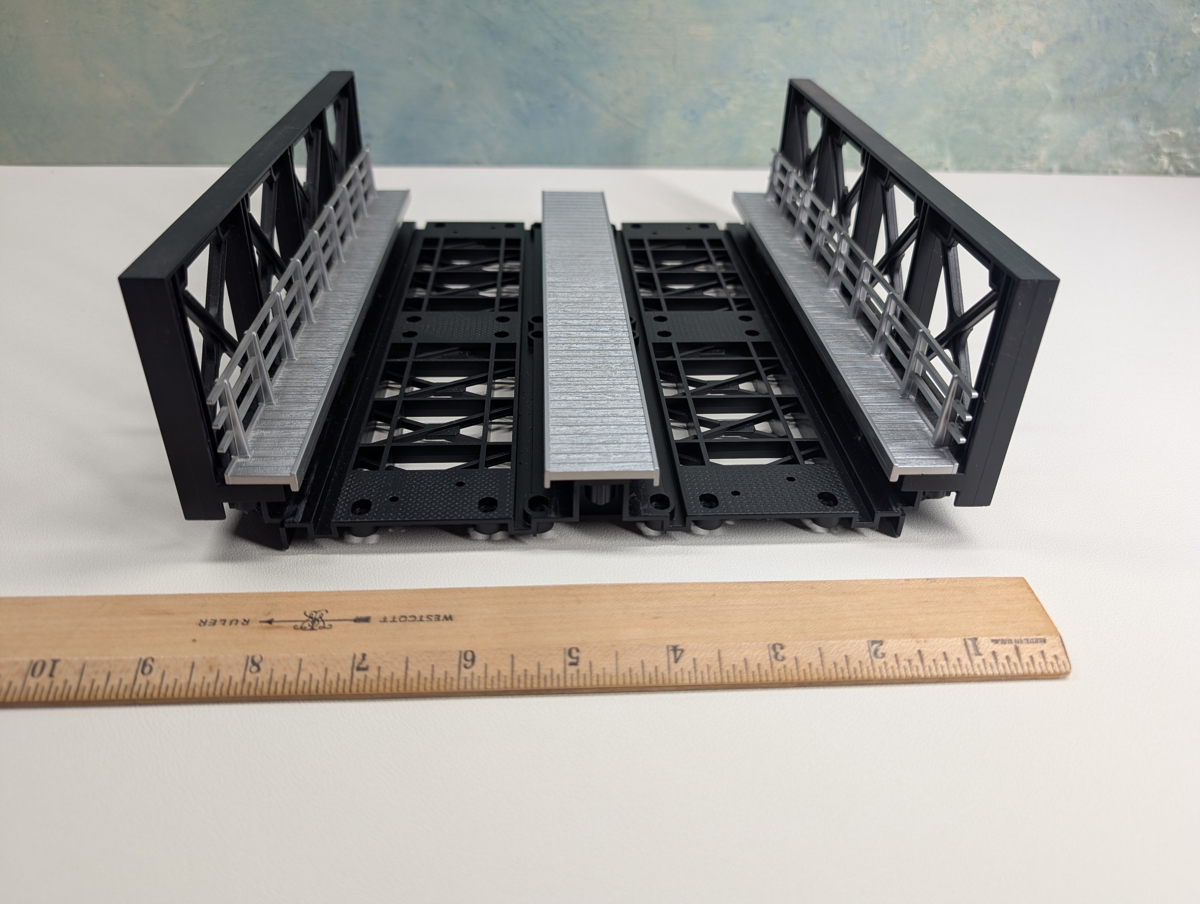 USED MTH O Double-Track Bridge Girder, Black & Silver