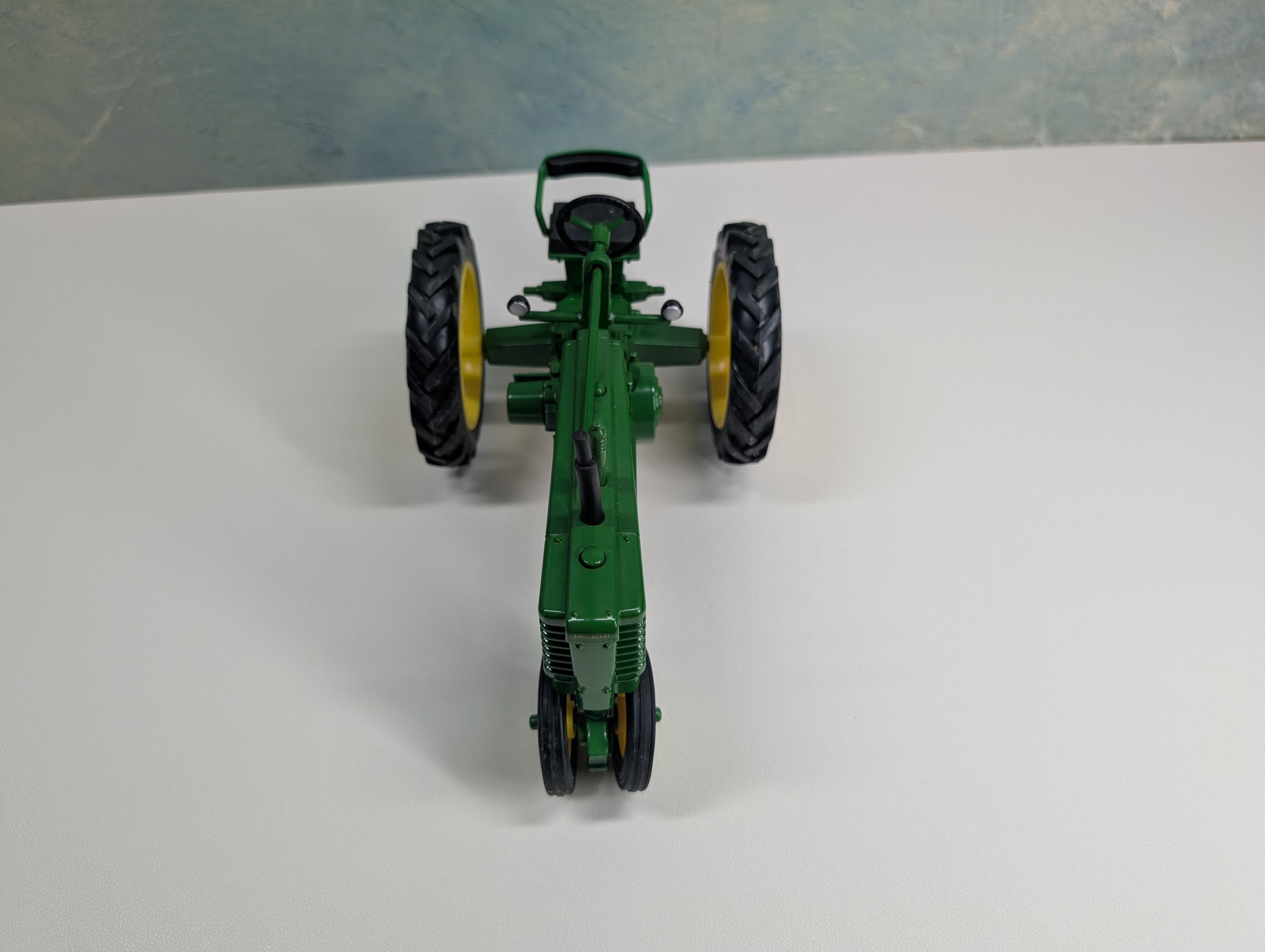 USED ERTL Large John Deere Green Model B Tractor