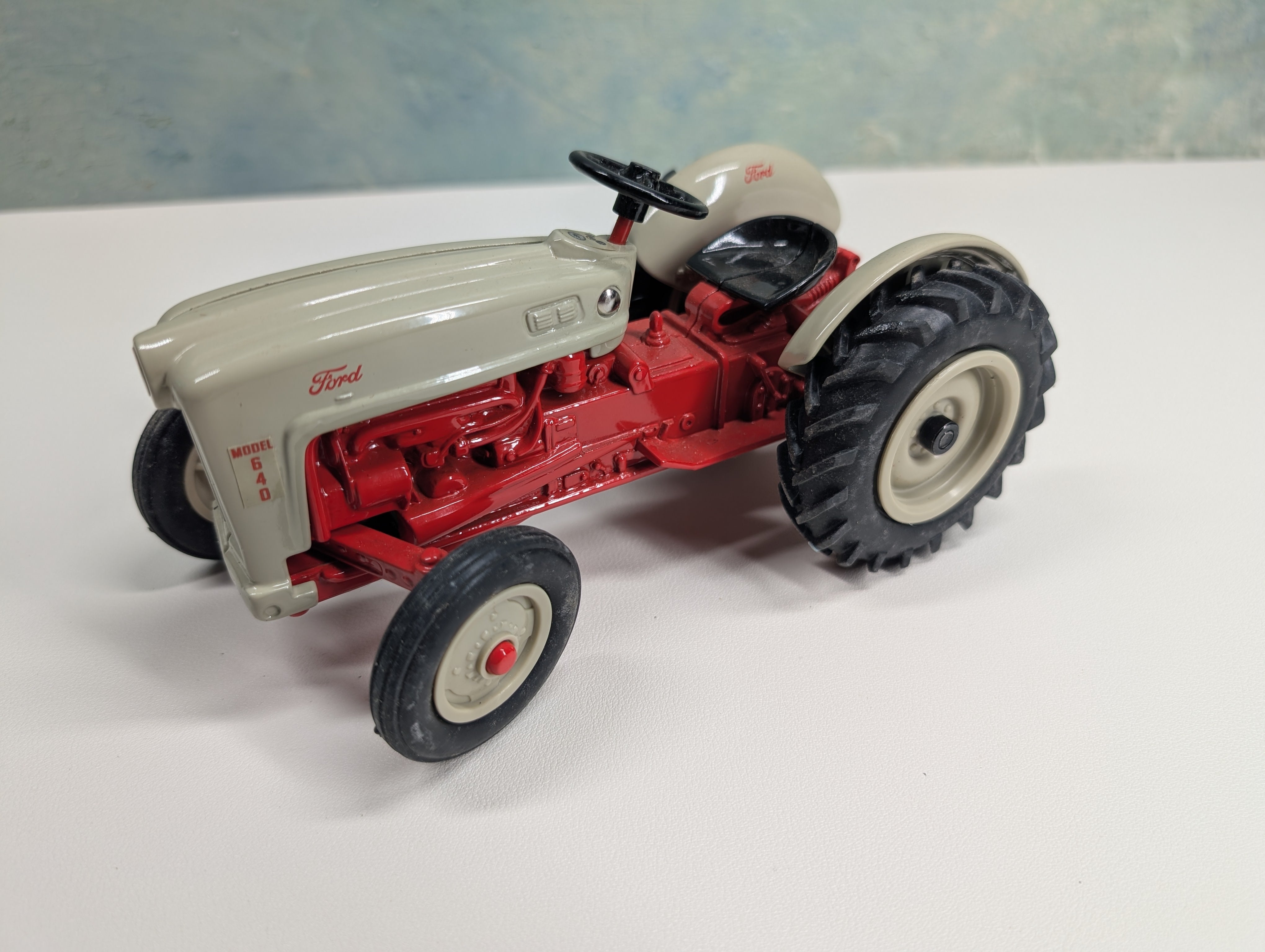 USED ERTL Large 1954 Ford Model 640 Tractor