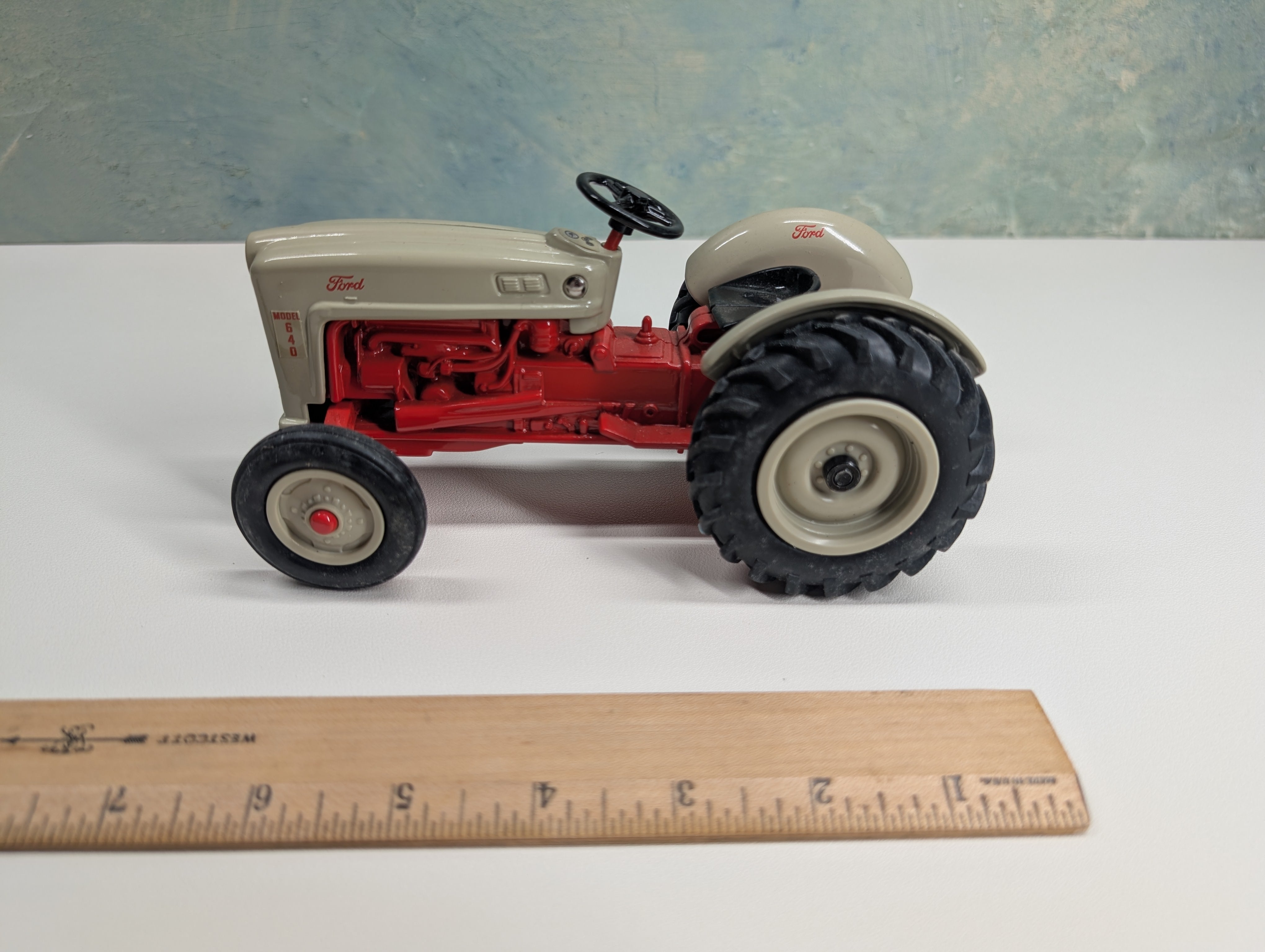 USED ERTL Large 1954 Ford Model 640 Tractor