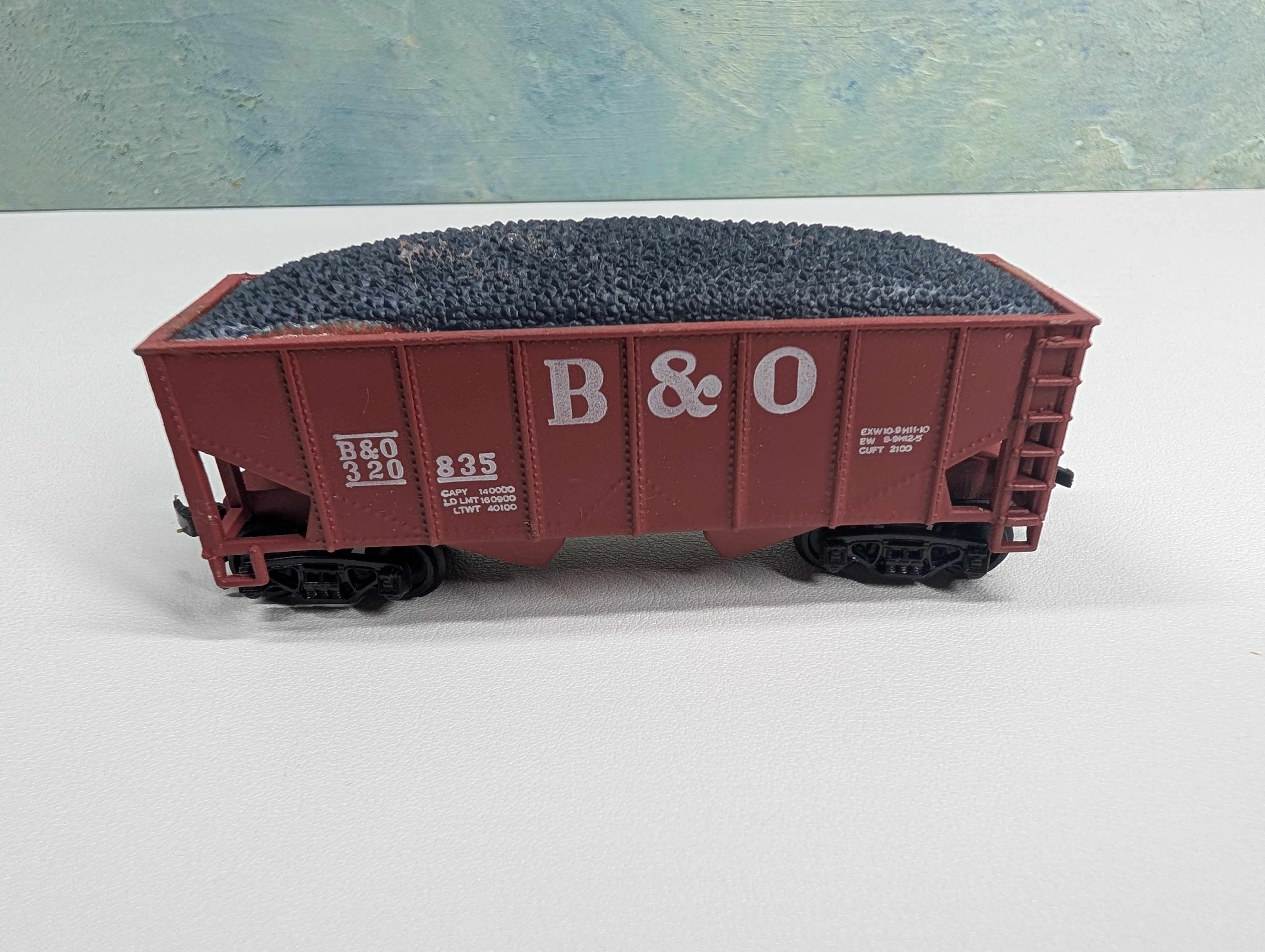 USED Life-Like HO Scale 2 Bay Hopper Baltimore and Ohio B&O #320835