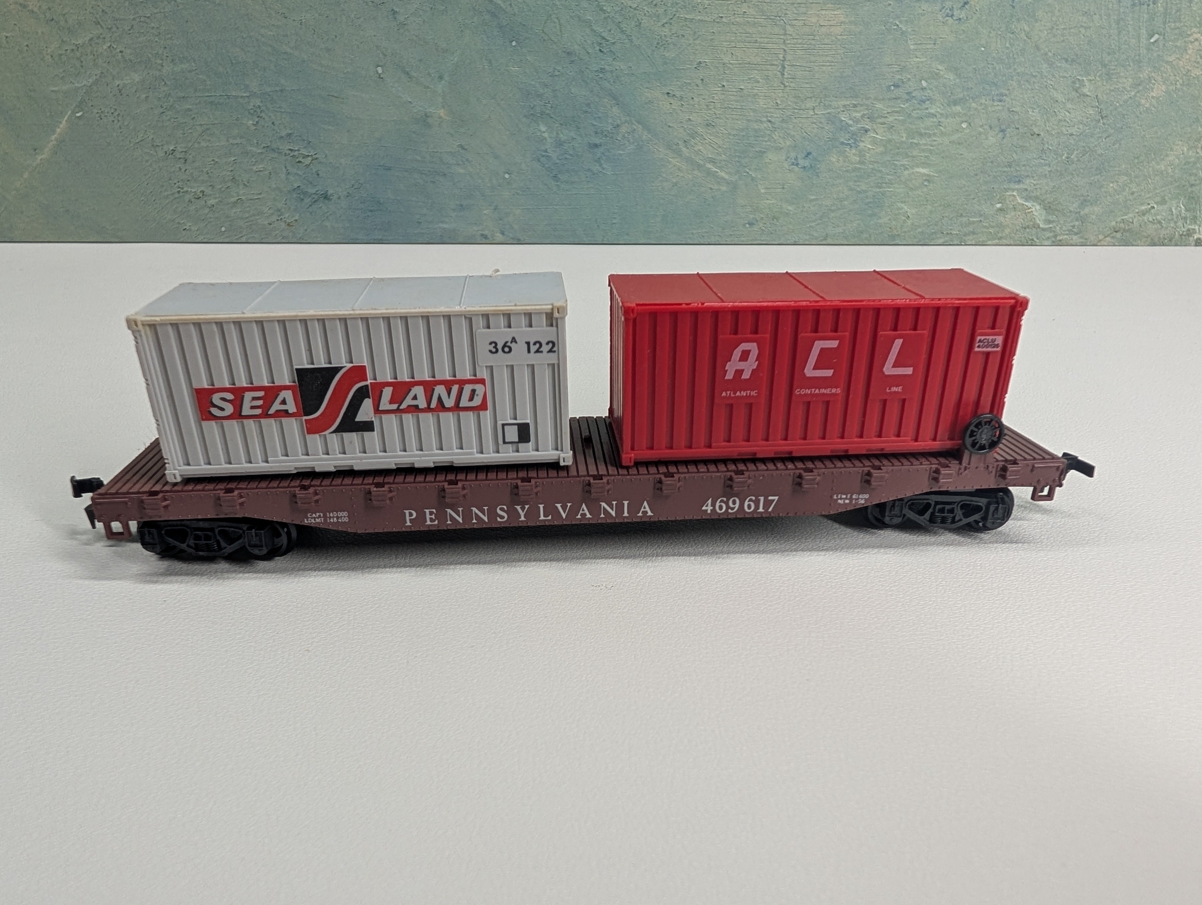 USED AHM 5335B HO Scale Flat Car w/ Containers Pennsylvania #469617