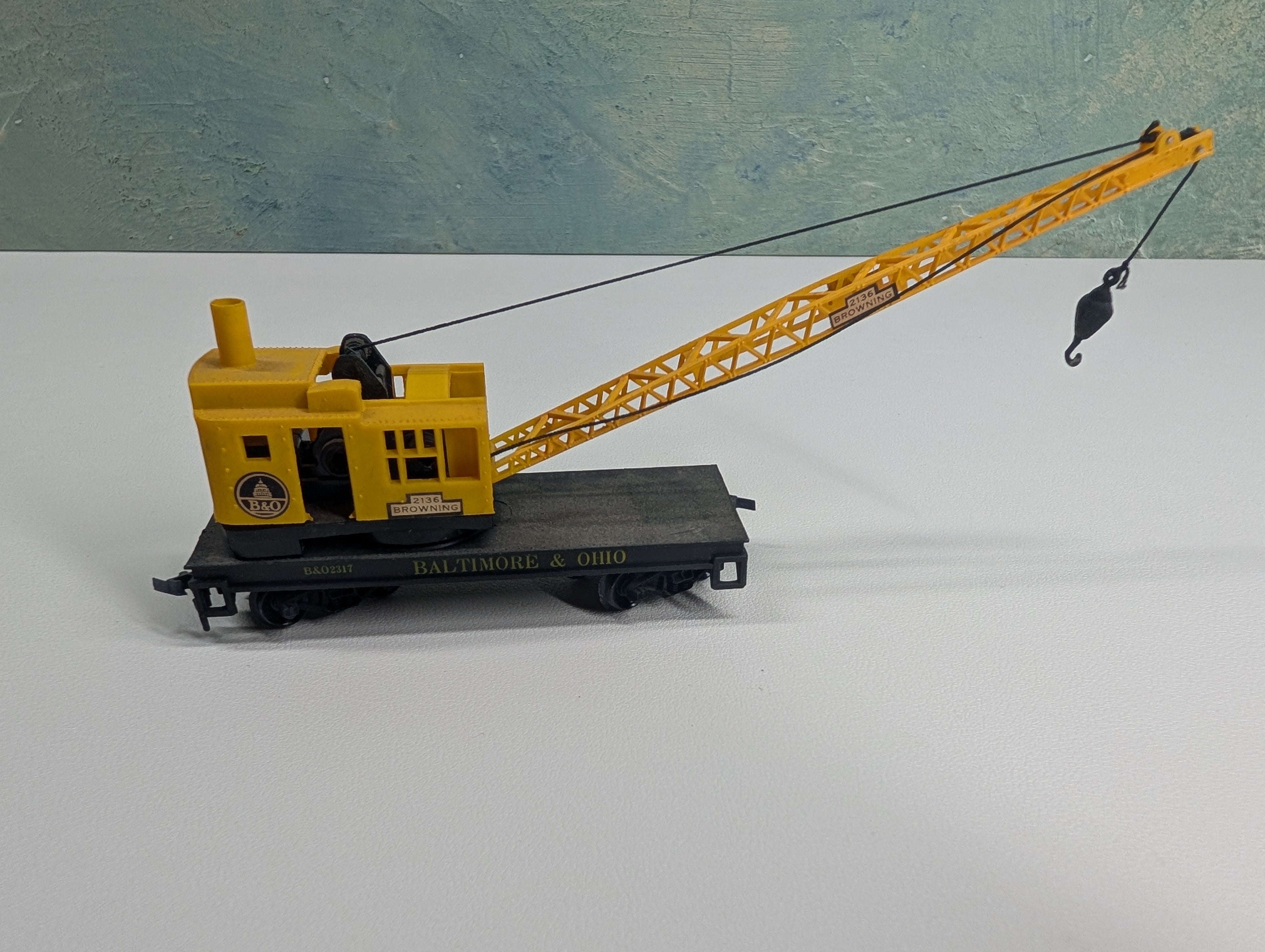 USED Life-Like 8528 HO Scale Crane Car w/ Hook & Boom Baltimore and Ohio B&O #2317