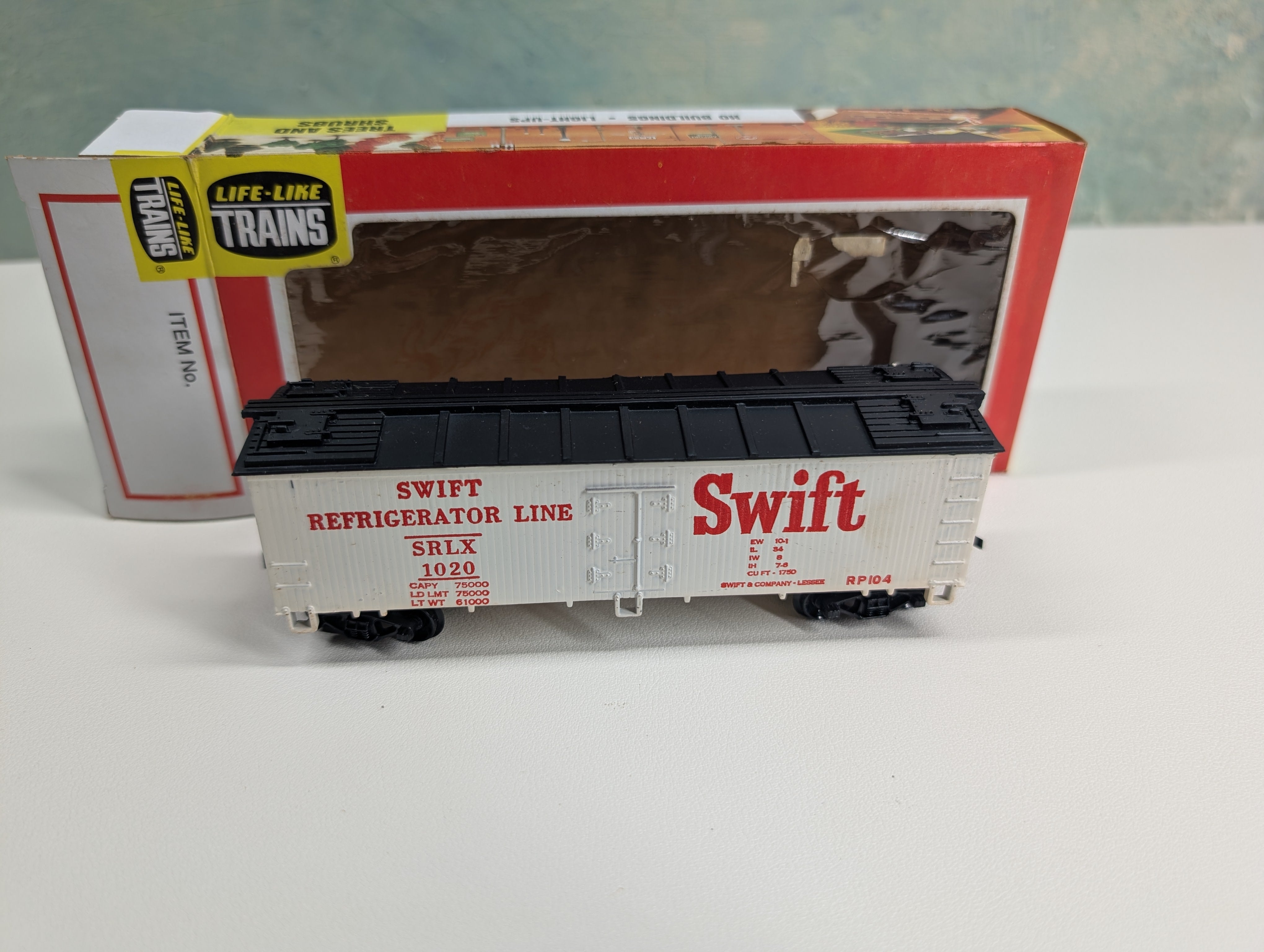 USED Life-Like HO Scale Reefer Swift Refrigerator Line SRLX #1020
