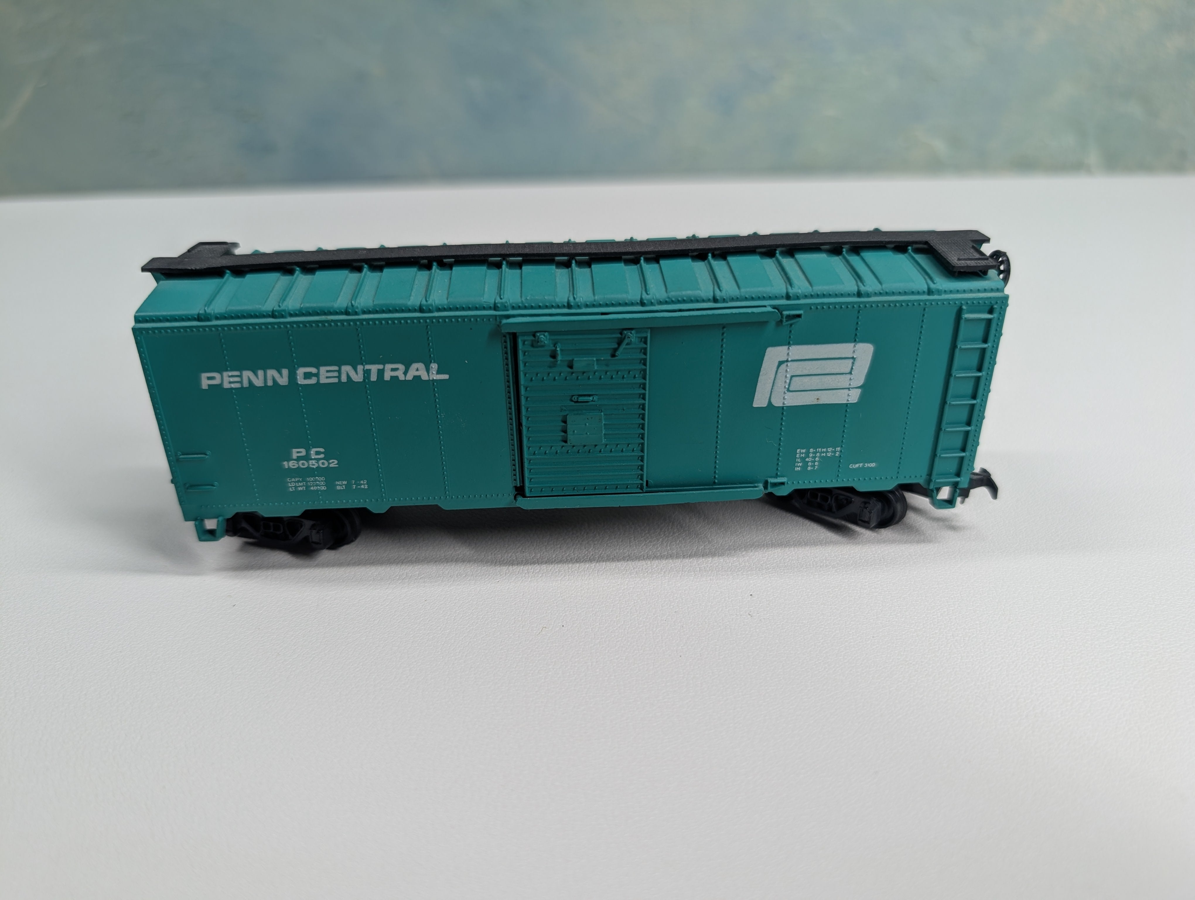 USED Bachmann HO Scale 40' Box Car Penn Central PC #160502