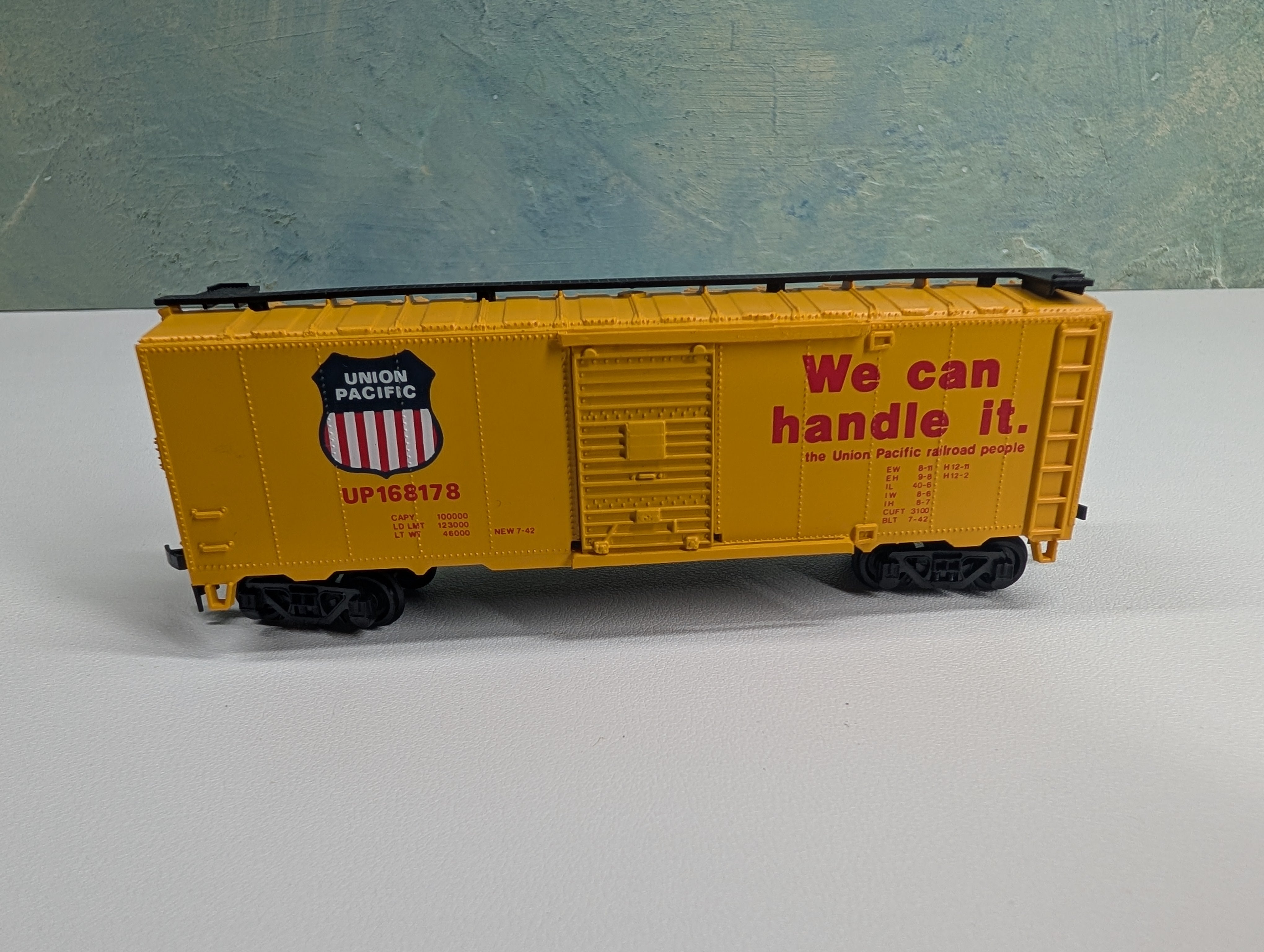 USED Bachmann 76036 HO Scale 40' Box Car Union Pacific UP #168178