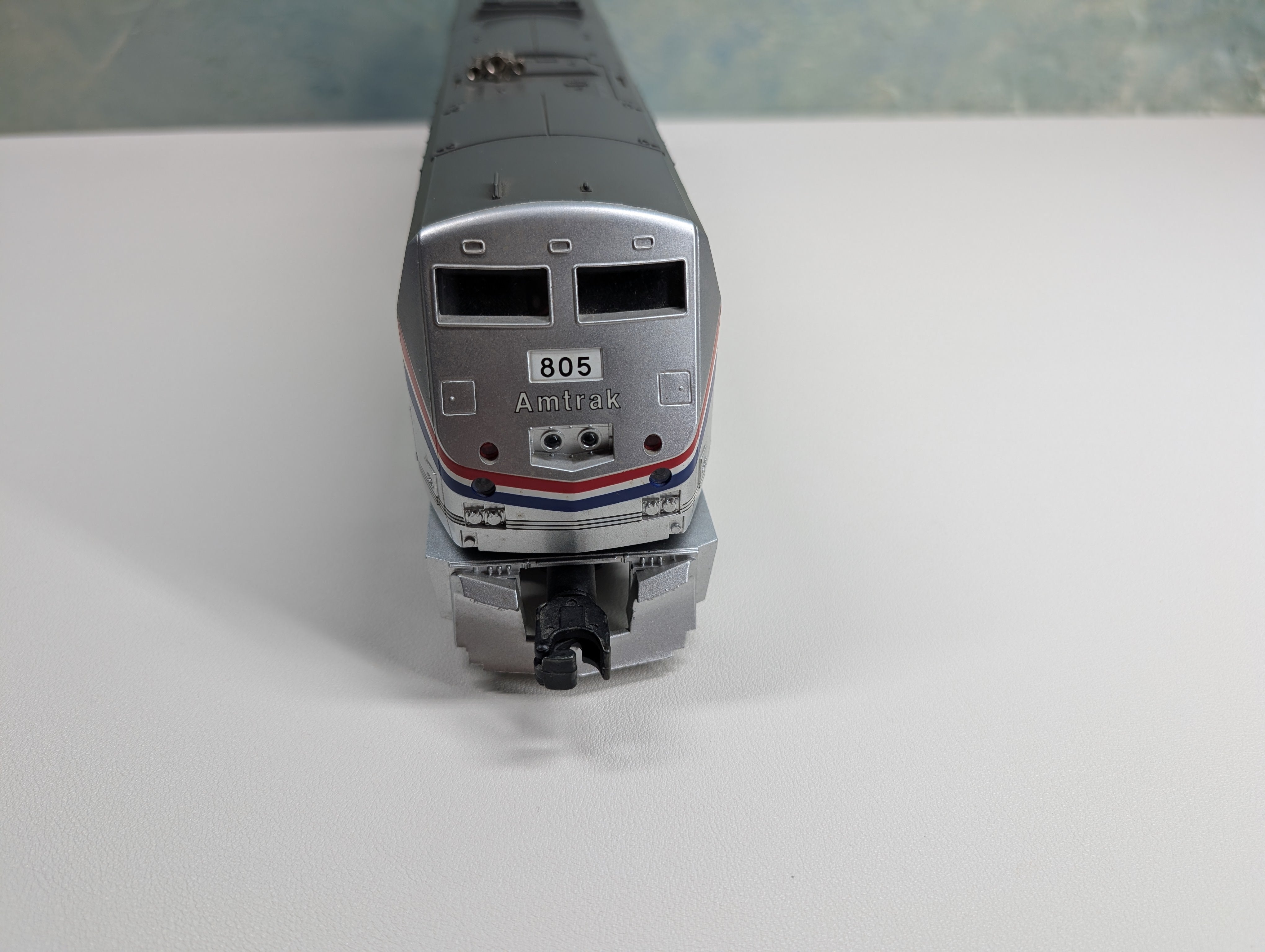 USED MTH O Dummy Diesel Locomotive Amtrak #805 Non-Powered, 3 Rail