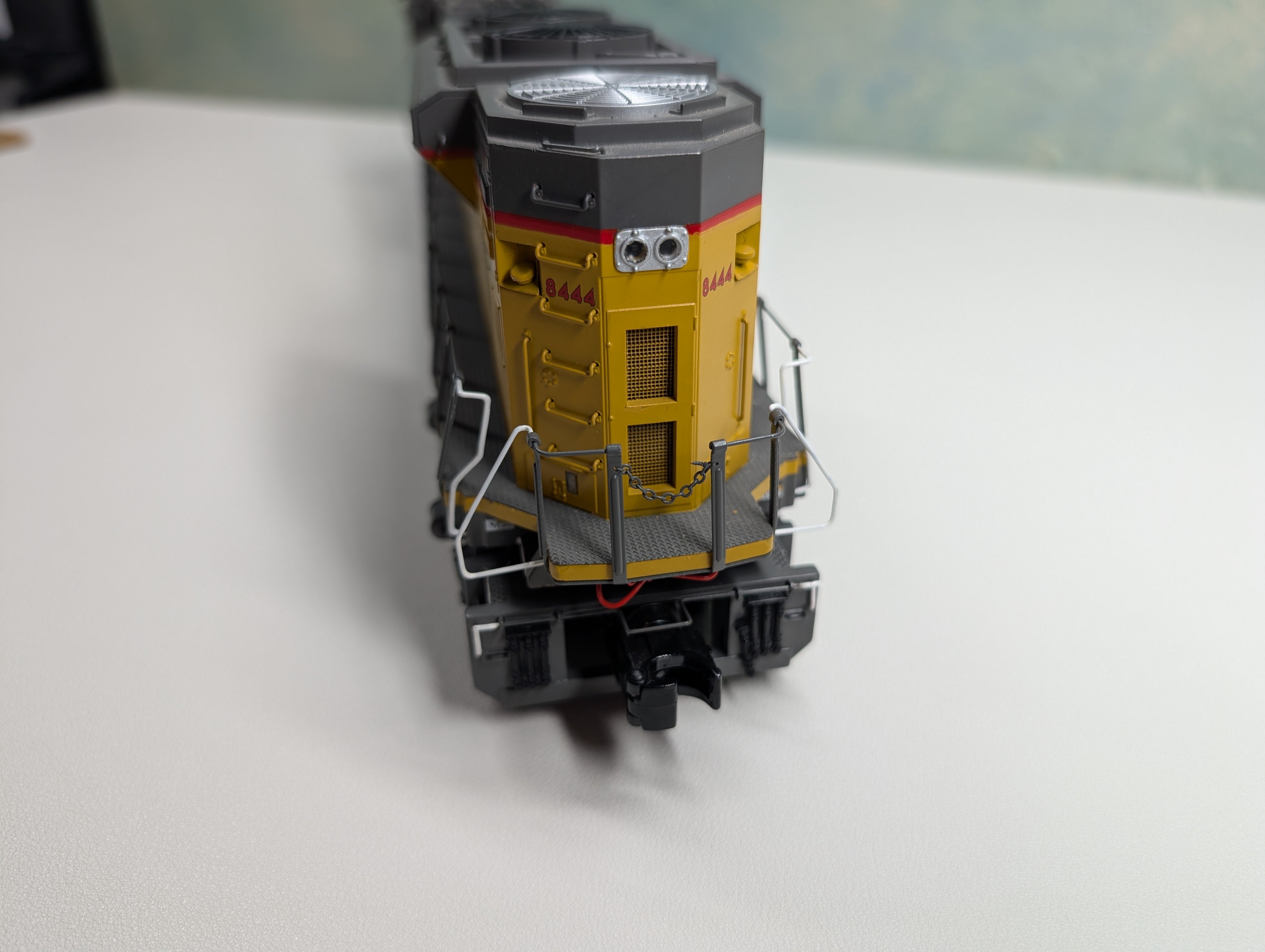 USED MTH Premier 20-2918-1 O SD70ACe Diesel Locomotive Union Pacific #8444 Tested, 3 Rail Proto-Sound 2.0