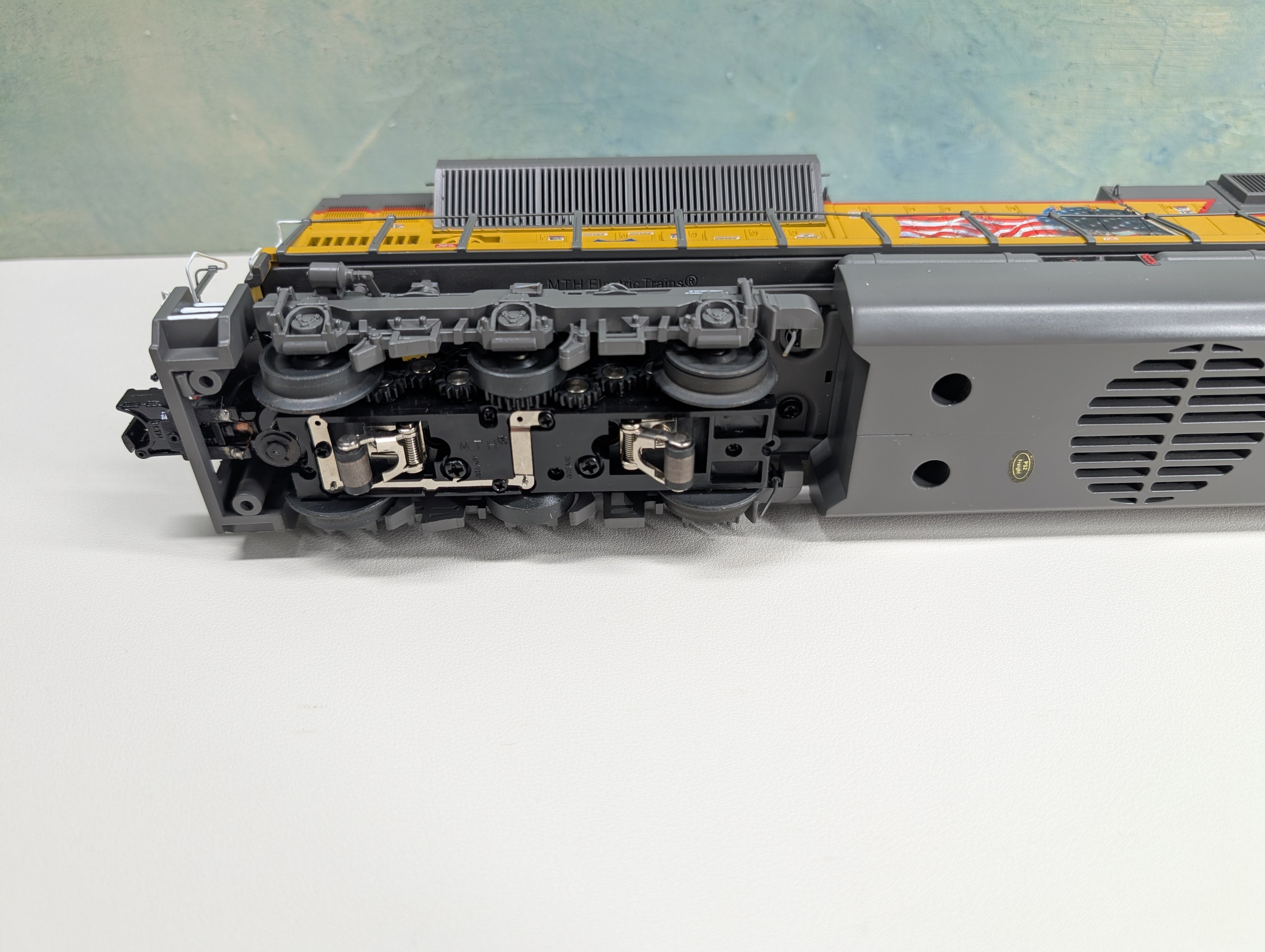 USED MTH Premier 20-2918-1 O SD70ACe Diesel Locomotive Union Pacific #8444 Tested, 3 Rail Proto-Sound 2.0