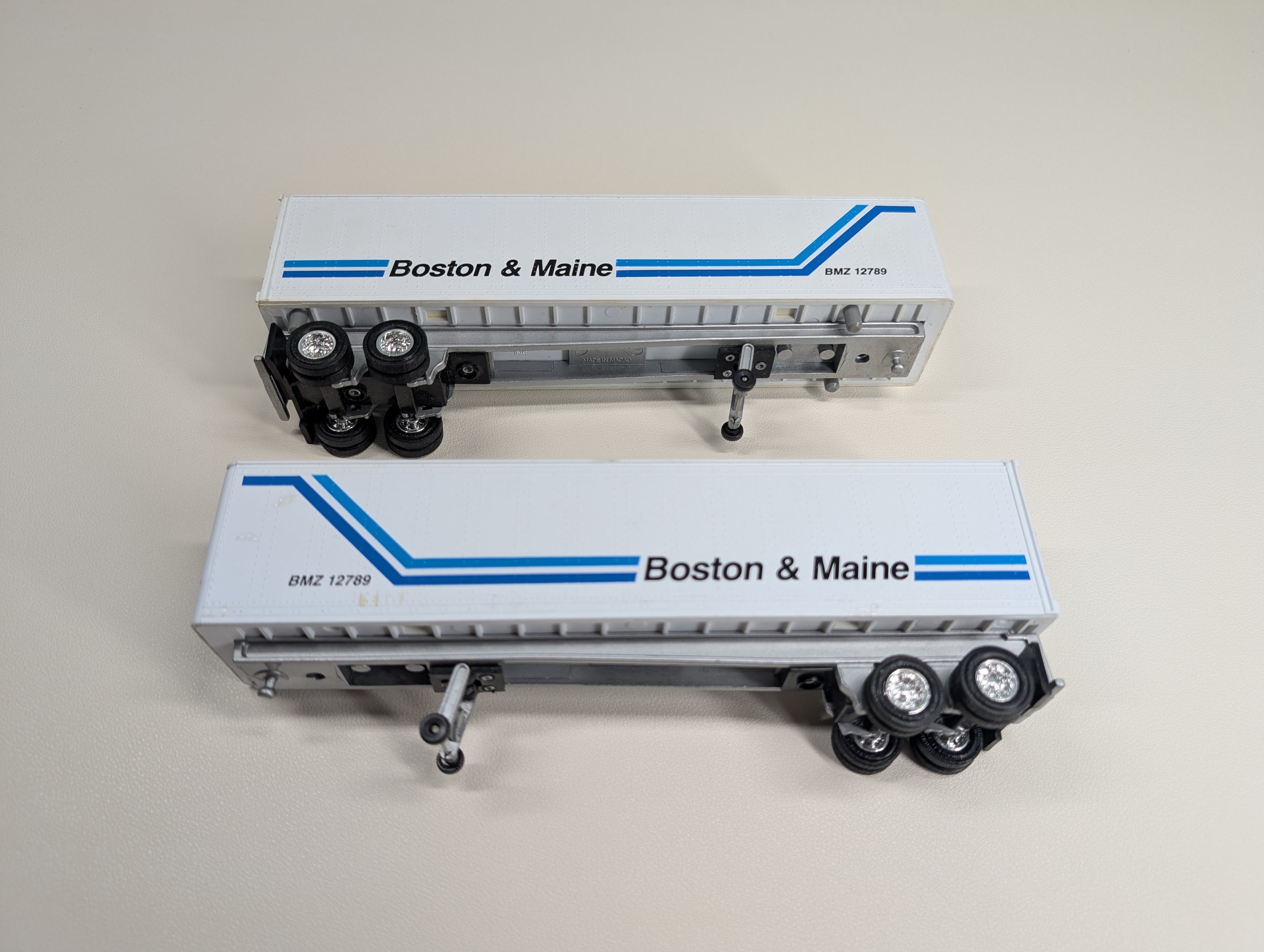 USED Lionel O Set of Trailers Boston & Maine BMZ #12789 (2 pcs)