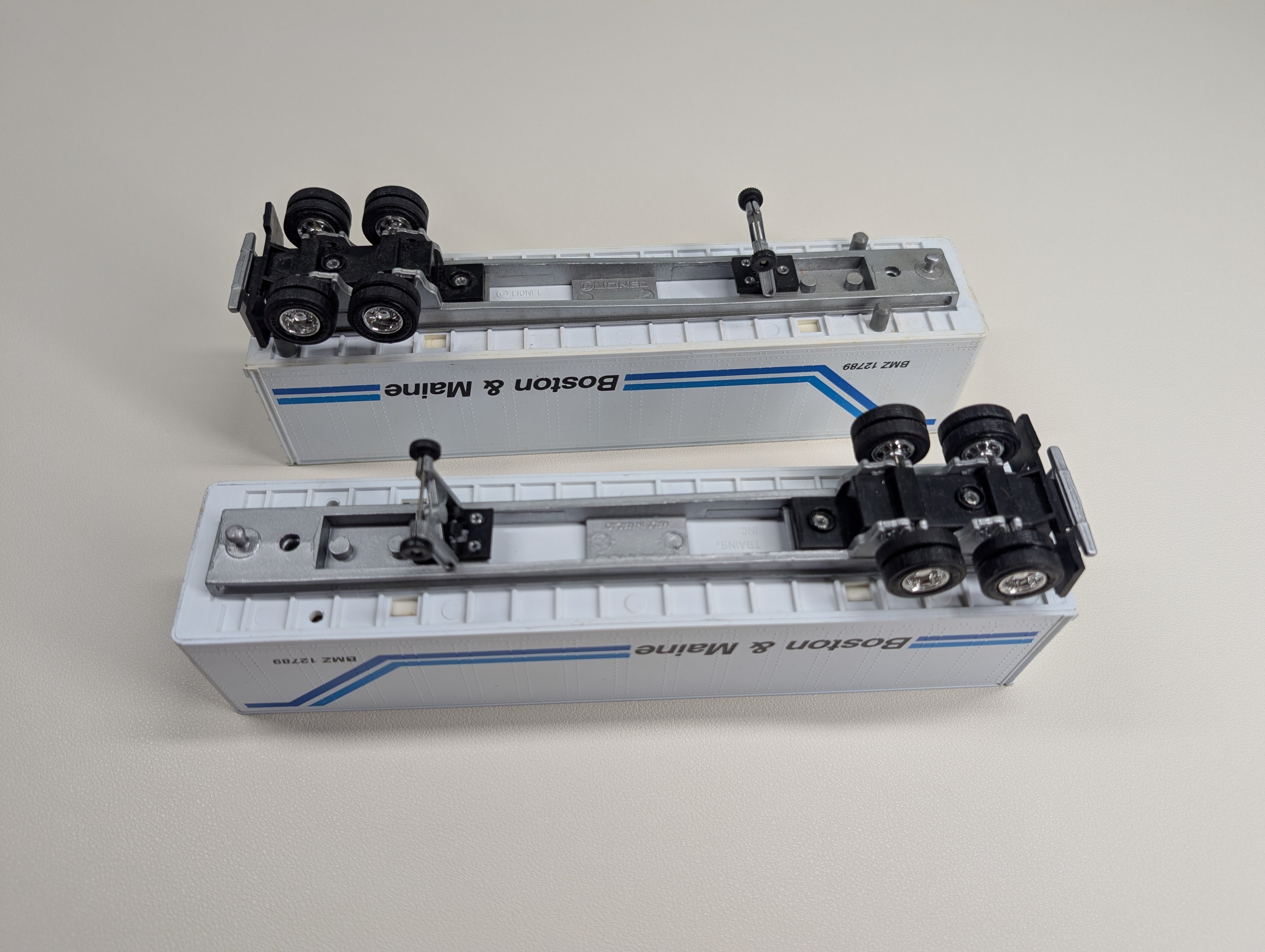 USED Lionel O Set of Trailers Boston & Maine BMZ #12789 (2 pcs)