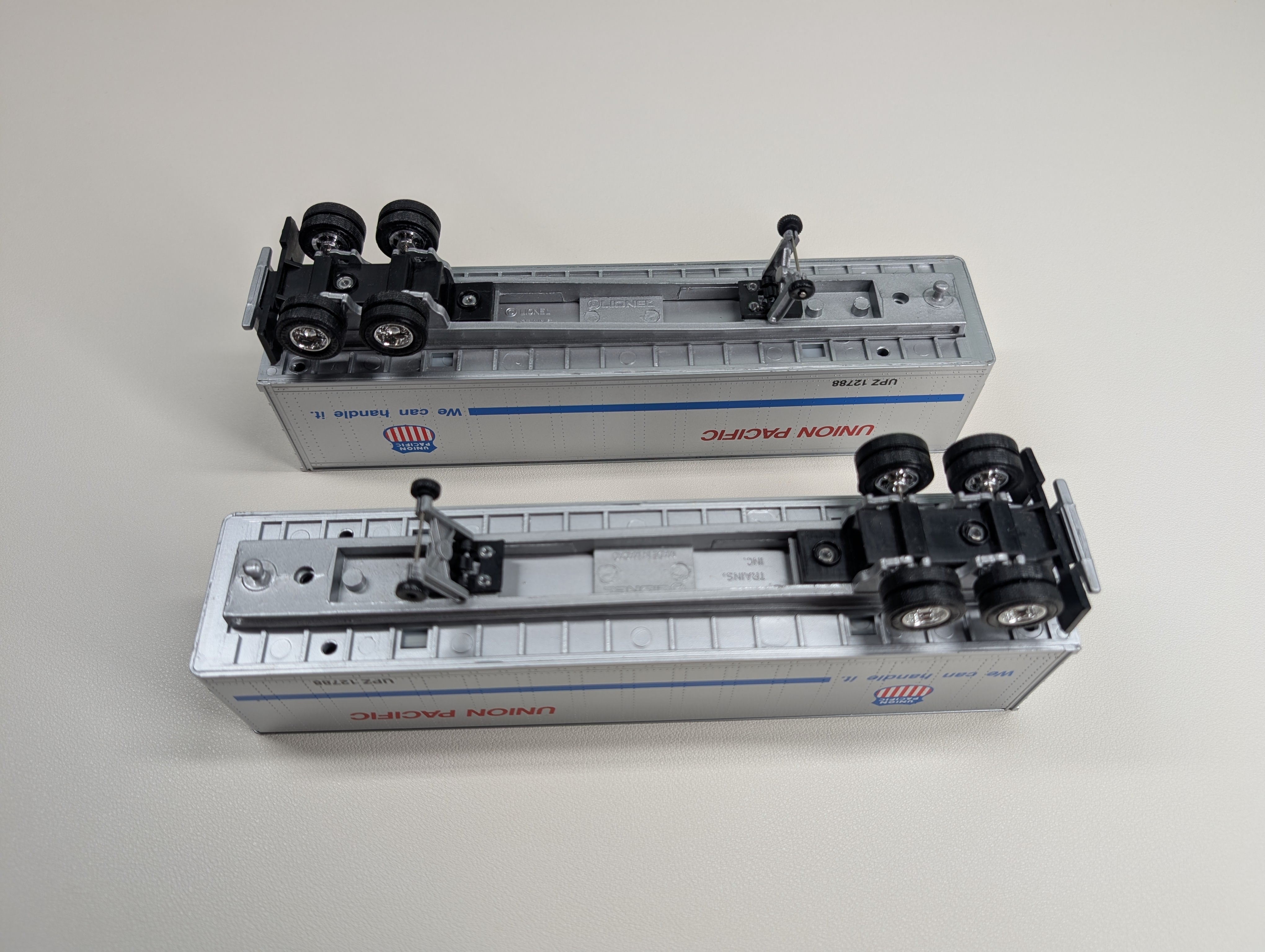 USED Lionel O Set of Trailers Union Pacific UPZ #12788 (2 pcs)