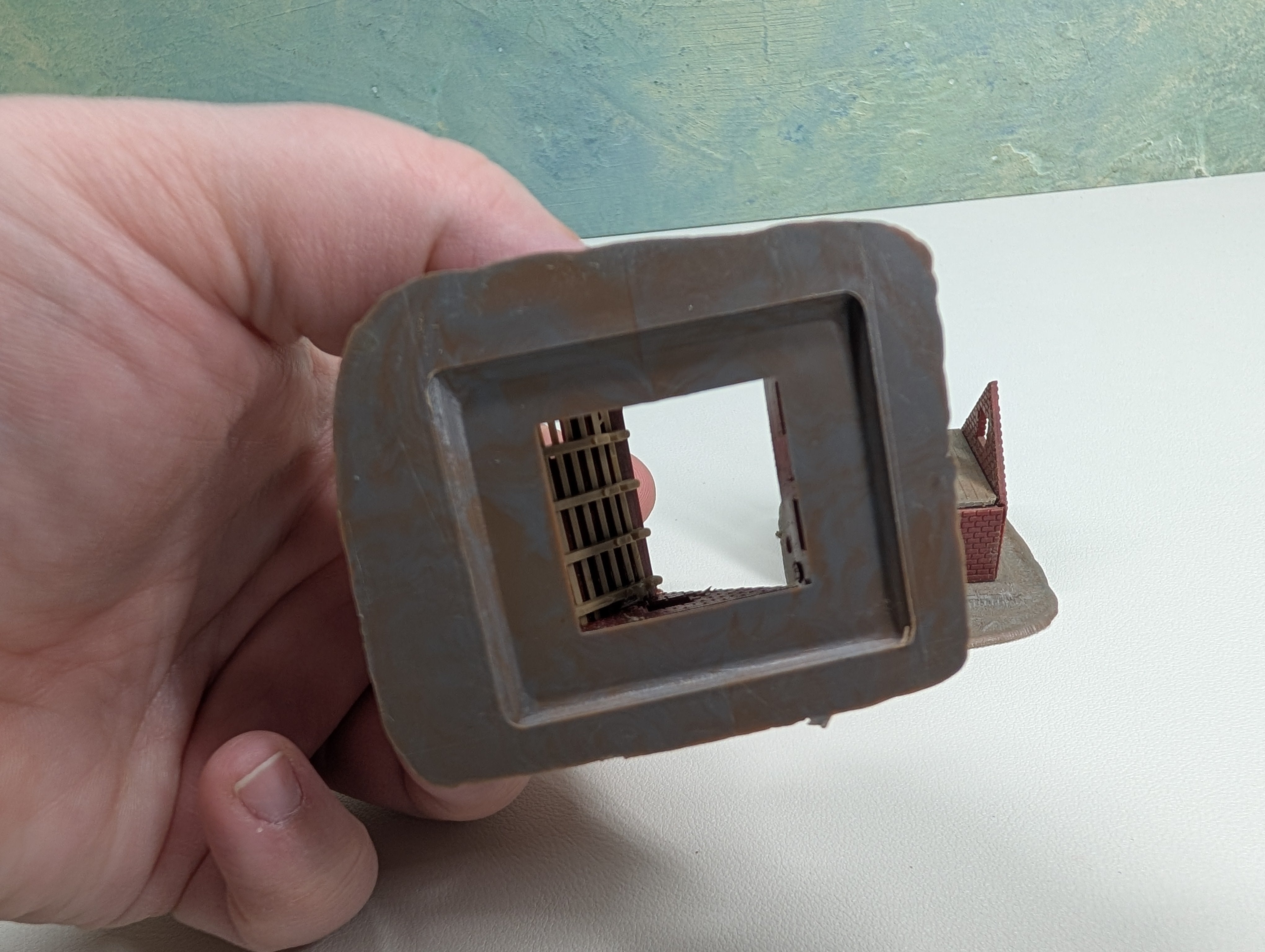 USED N Scale Set of Homes Under Construction (2 pcs)