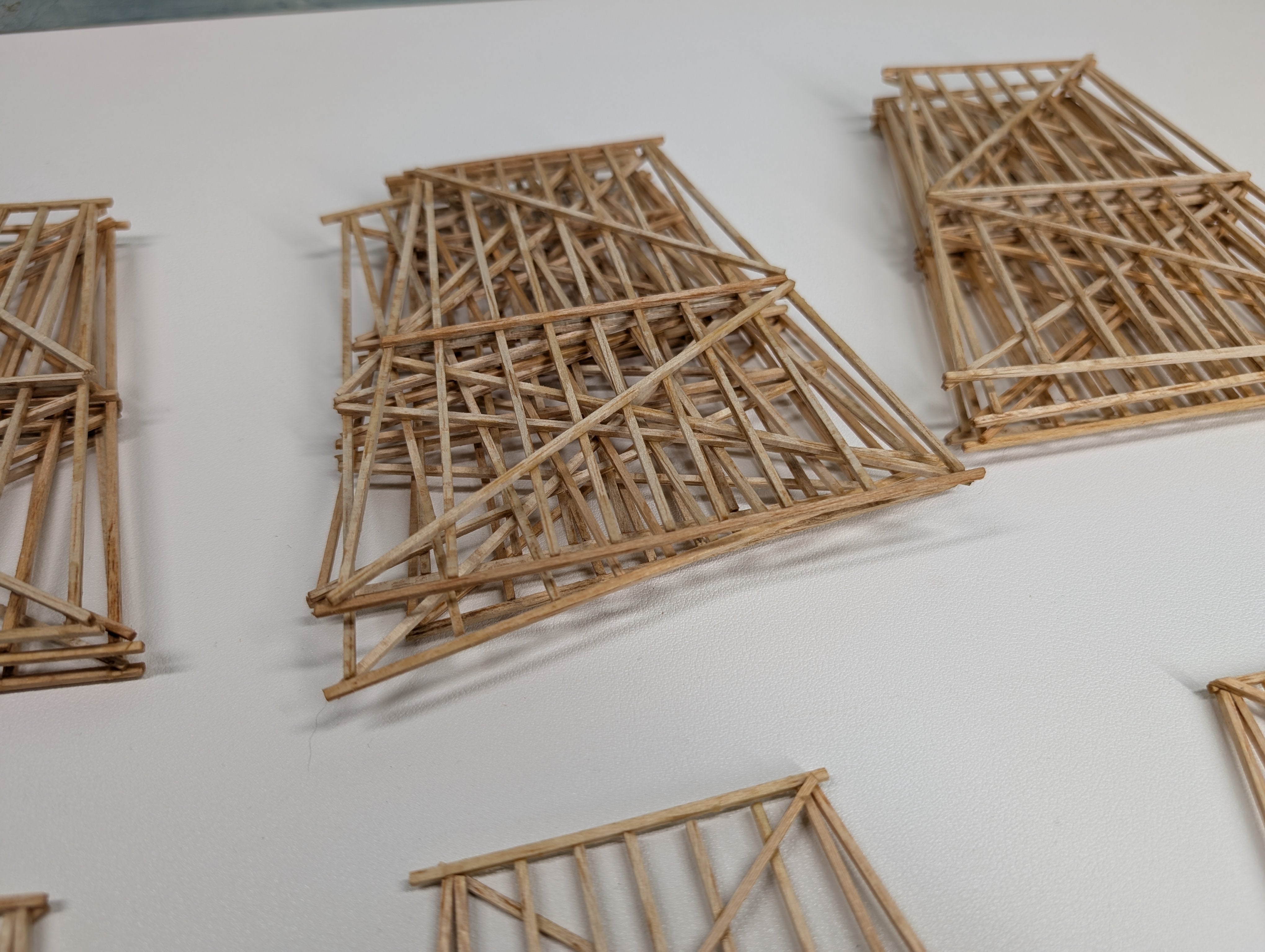 USED HO Scale Lot of Wood Trestles (14 pcs)