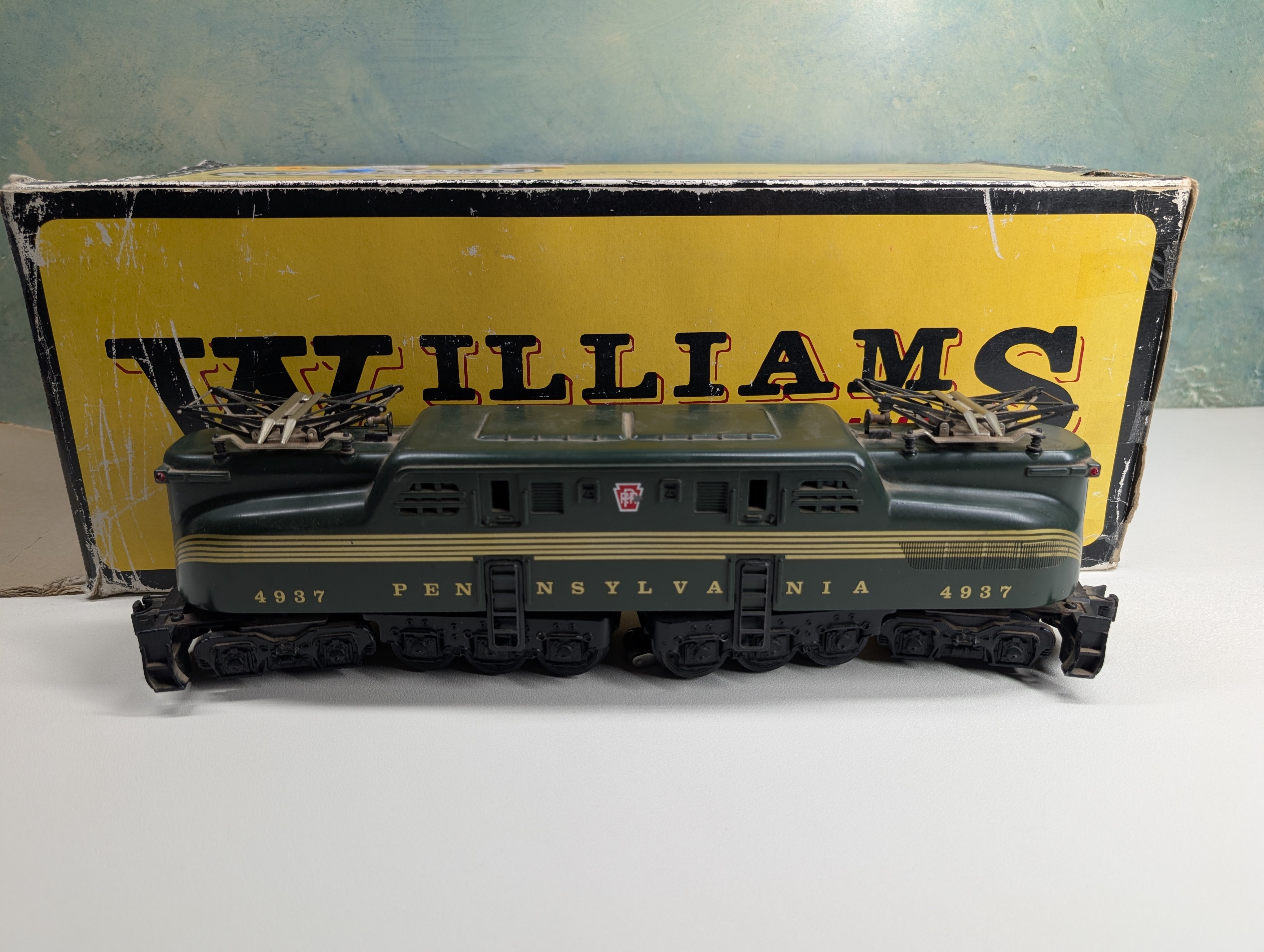 USED Williams O GG-1 Locomotive Pennsylvania #4937 Green 5 Stripe, Tested