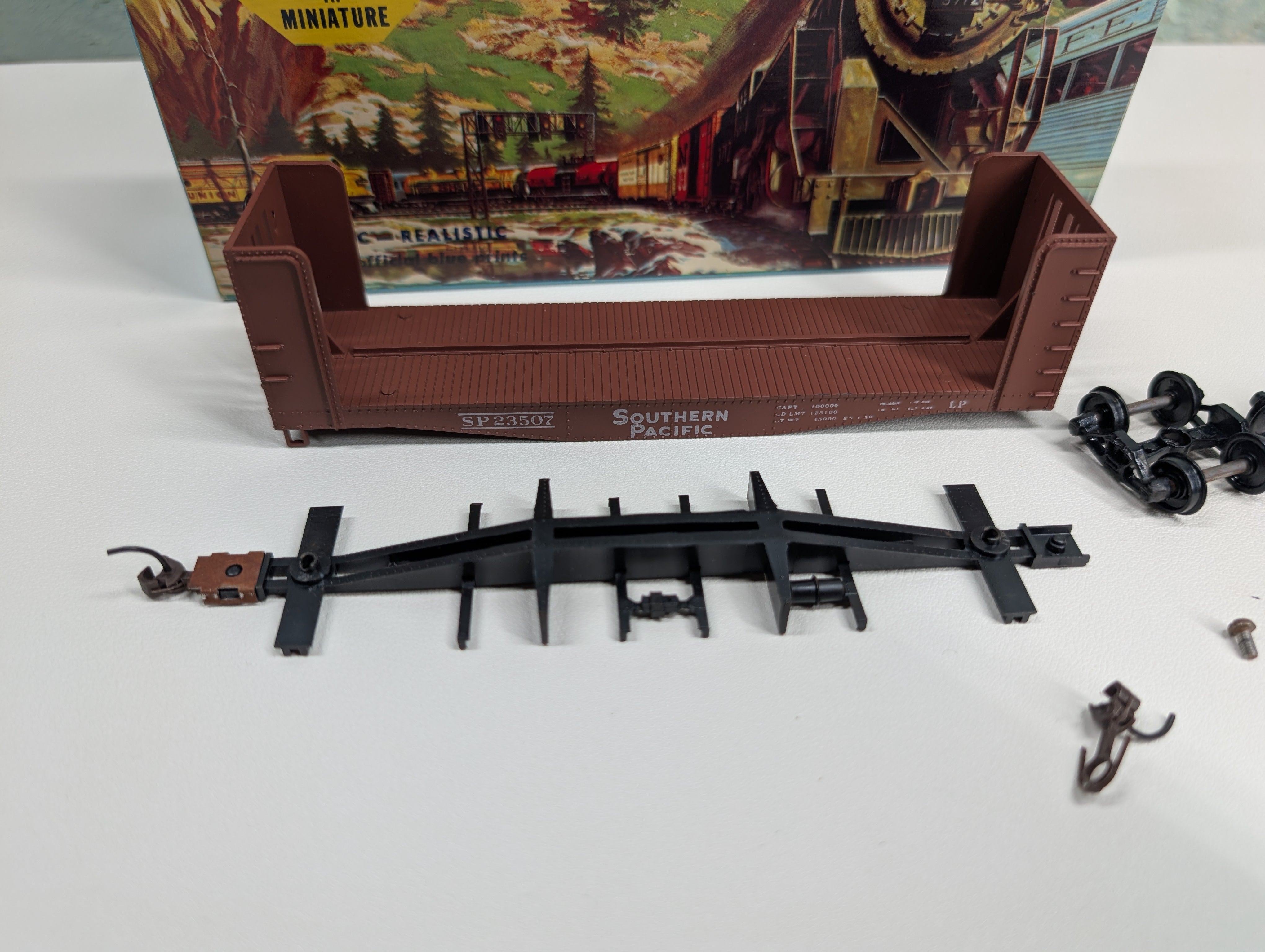 USED Athearn HO Scale Pulpwood Flat Car Southern Pacific SP #23507