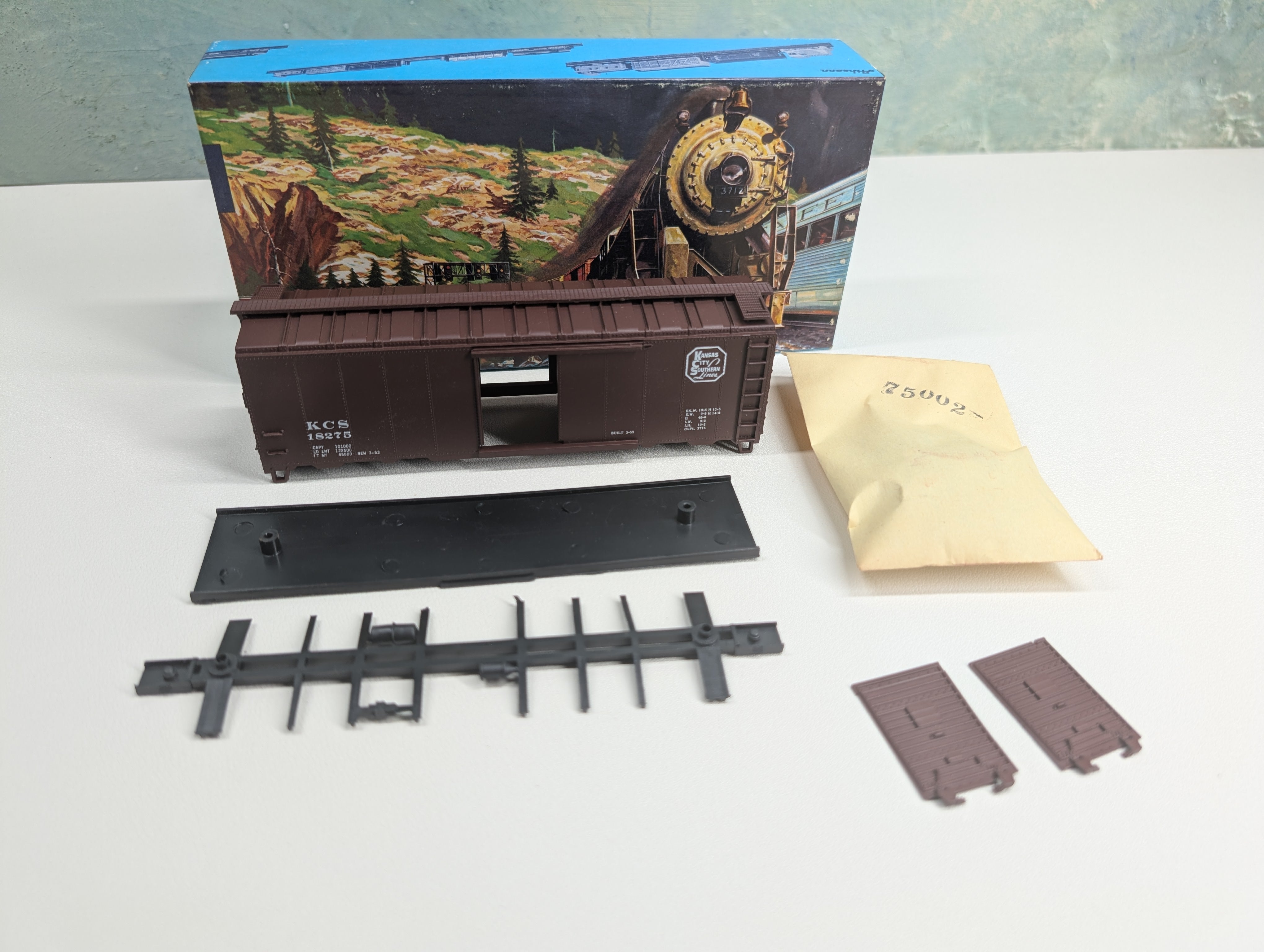 USED Athearn HO Scale 40' Box Car Kansas City Southern KCS #18275 Bev-Bel