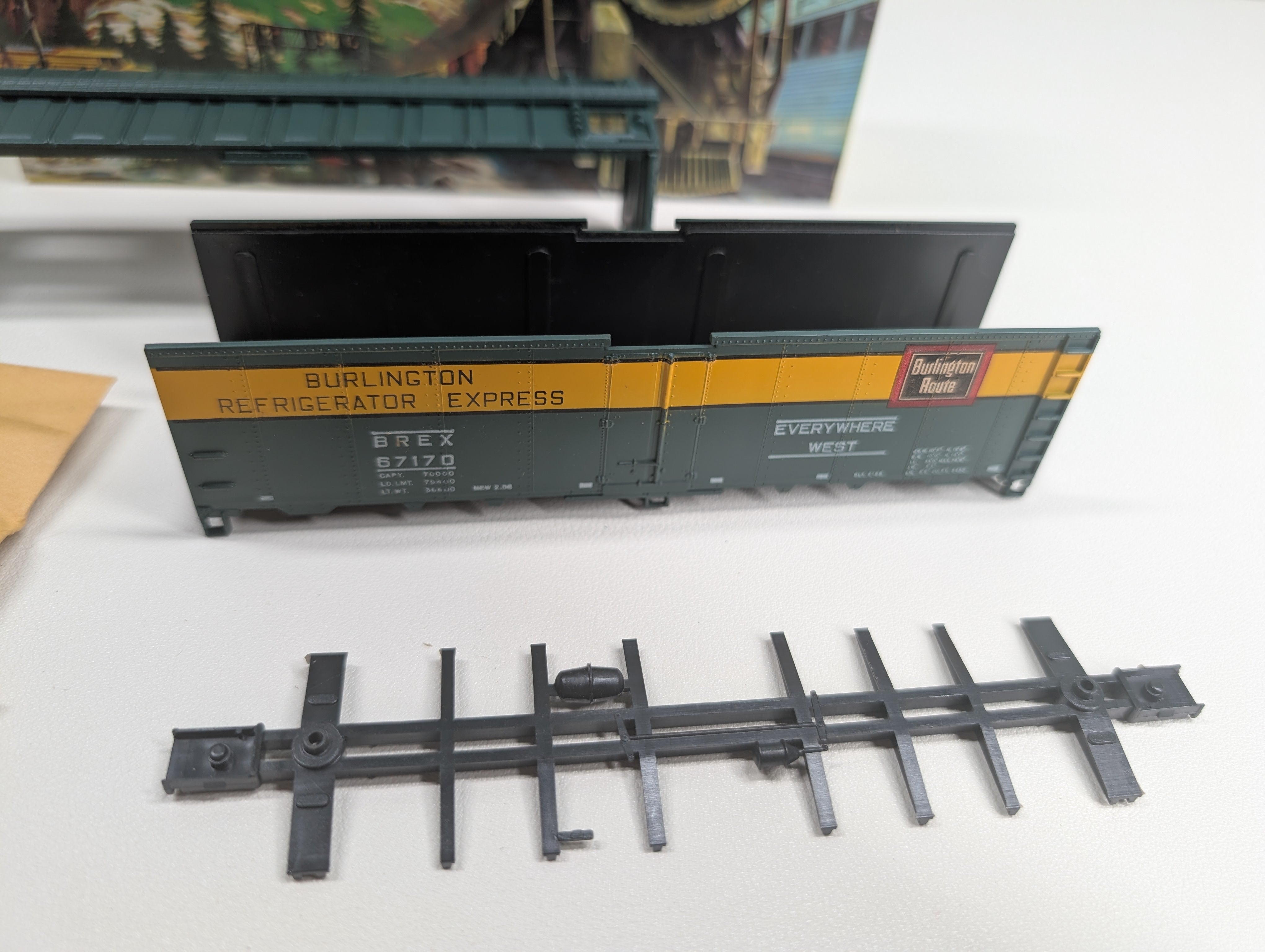 USED Athearn HO Scale 40' Refrigerator Car Burlington BREX #67170