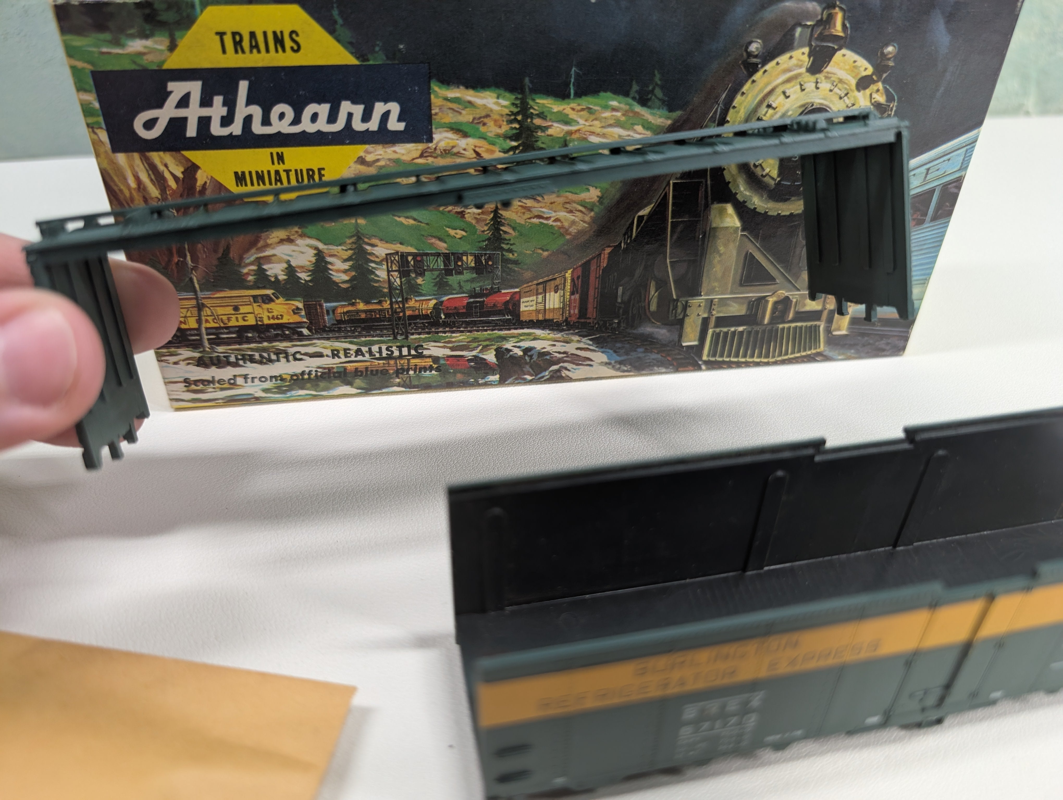 USED Athearn HO Scale 40' Refrigerator Car Burlington BREX #67170