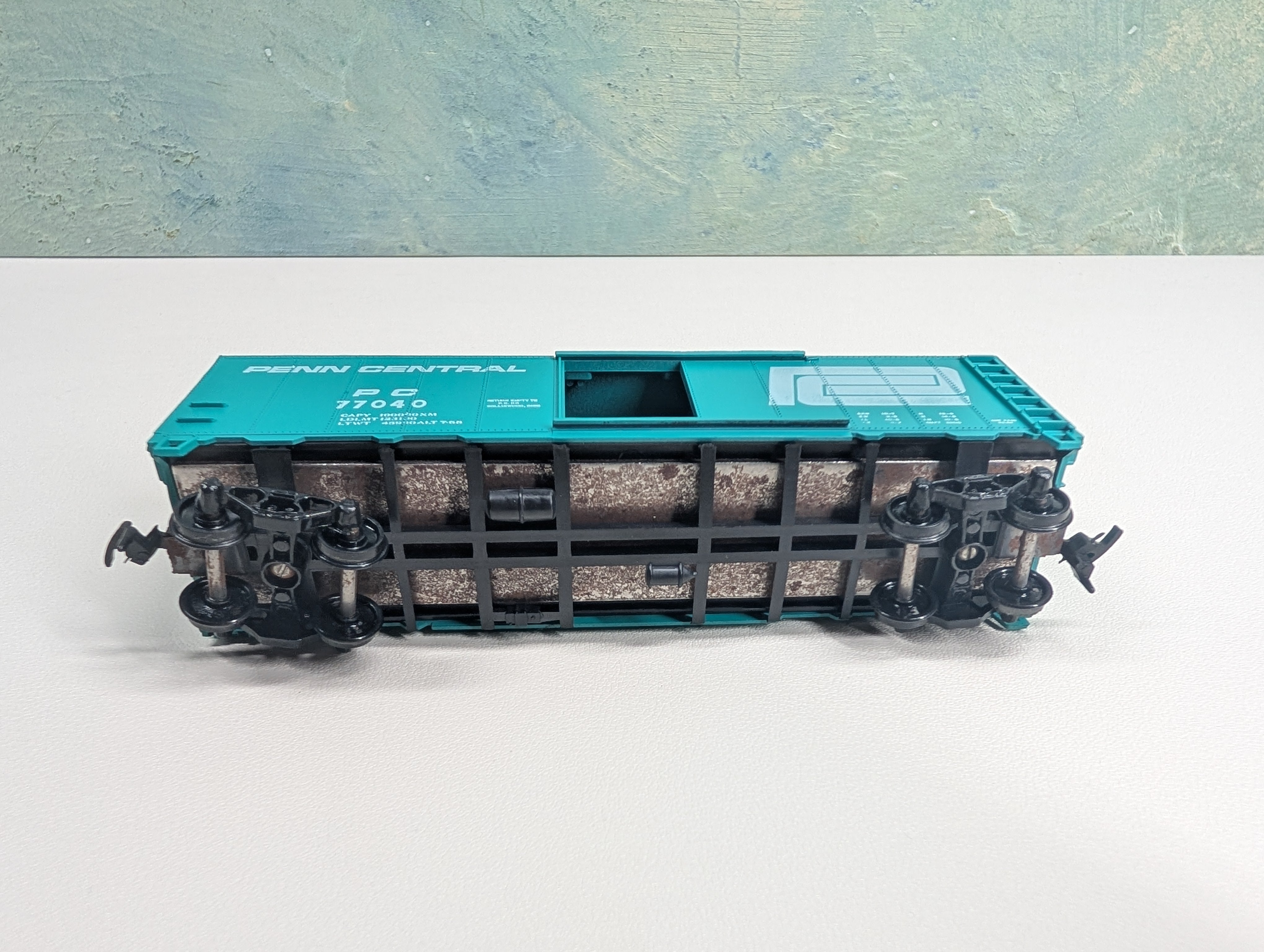 USED Athearn HO Scale 40' Box Car Penn Central PC #77040